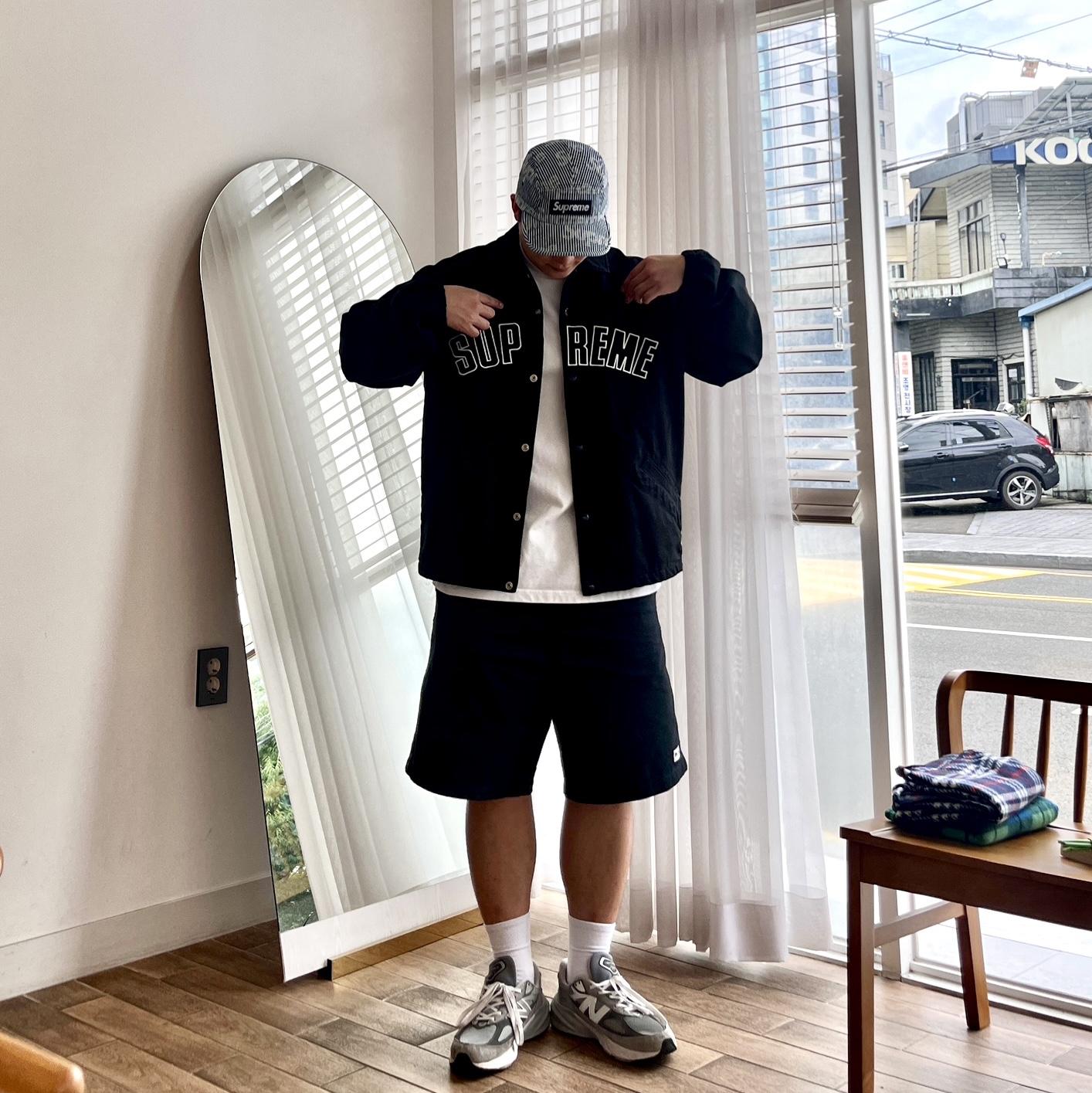 Supreme Arc Denim Coaches Jacket Black - 24SS, Supreme Denim Camp Cap Stripe - 24SS 착용 스타일 - 1