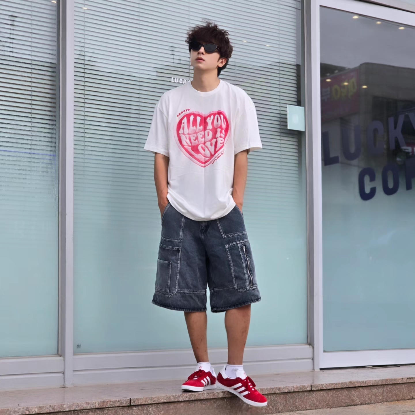 Adidas Gazelle Power Red 착용 스타일 - 5