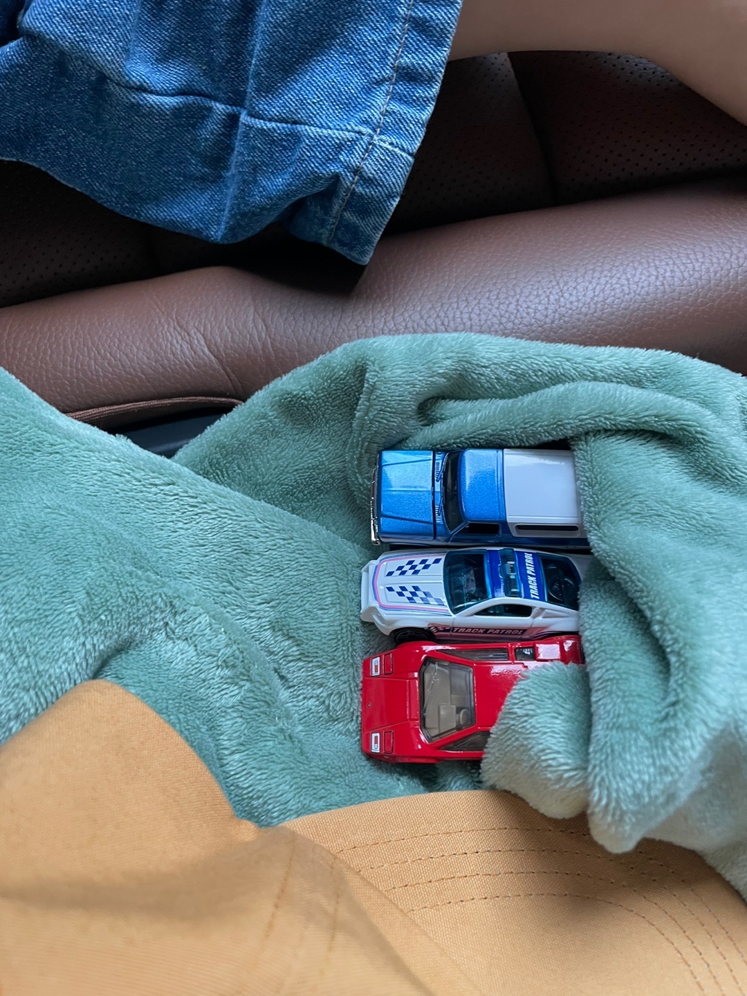 Nike ACG H86 Cap Royal, Stone Island B0943 Nylon Metal Swimming Trunk Light Grey - 21SS 착용 스타일 - 3