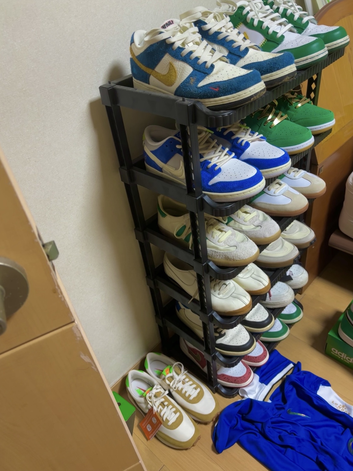 (W) Nike Daybreak Wheat, Jordan 1 Low SE Spades 착용 스타일 - 2
