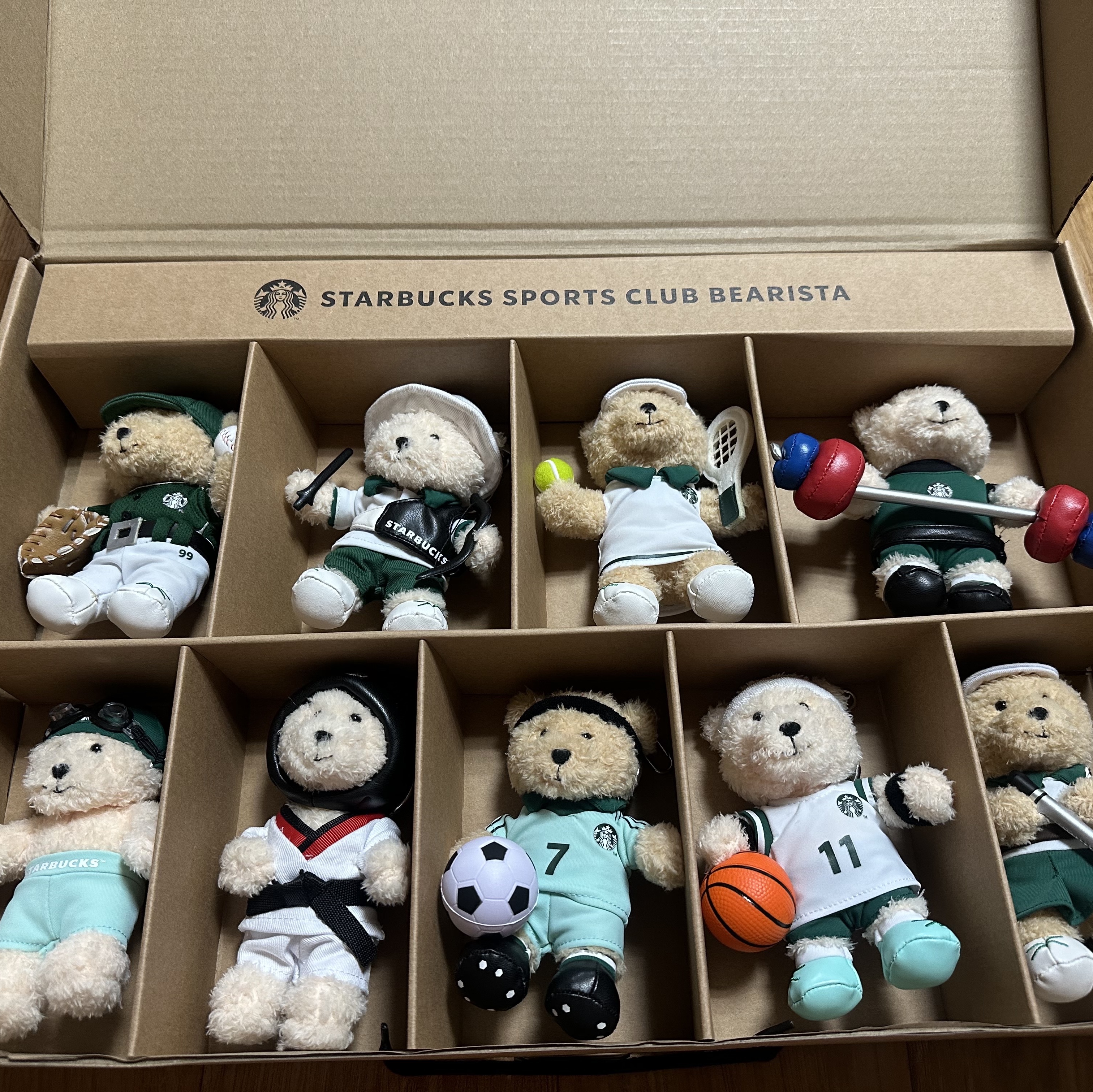 Starbucks Bearista Keychain (Set of 9) 착용 스타일
