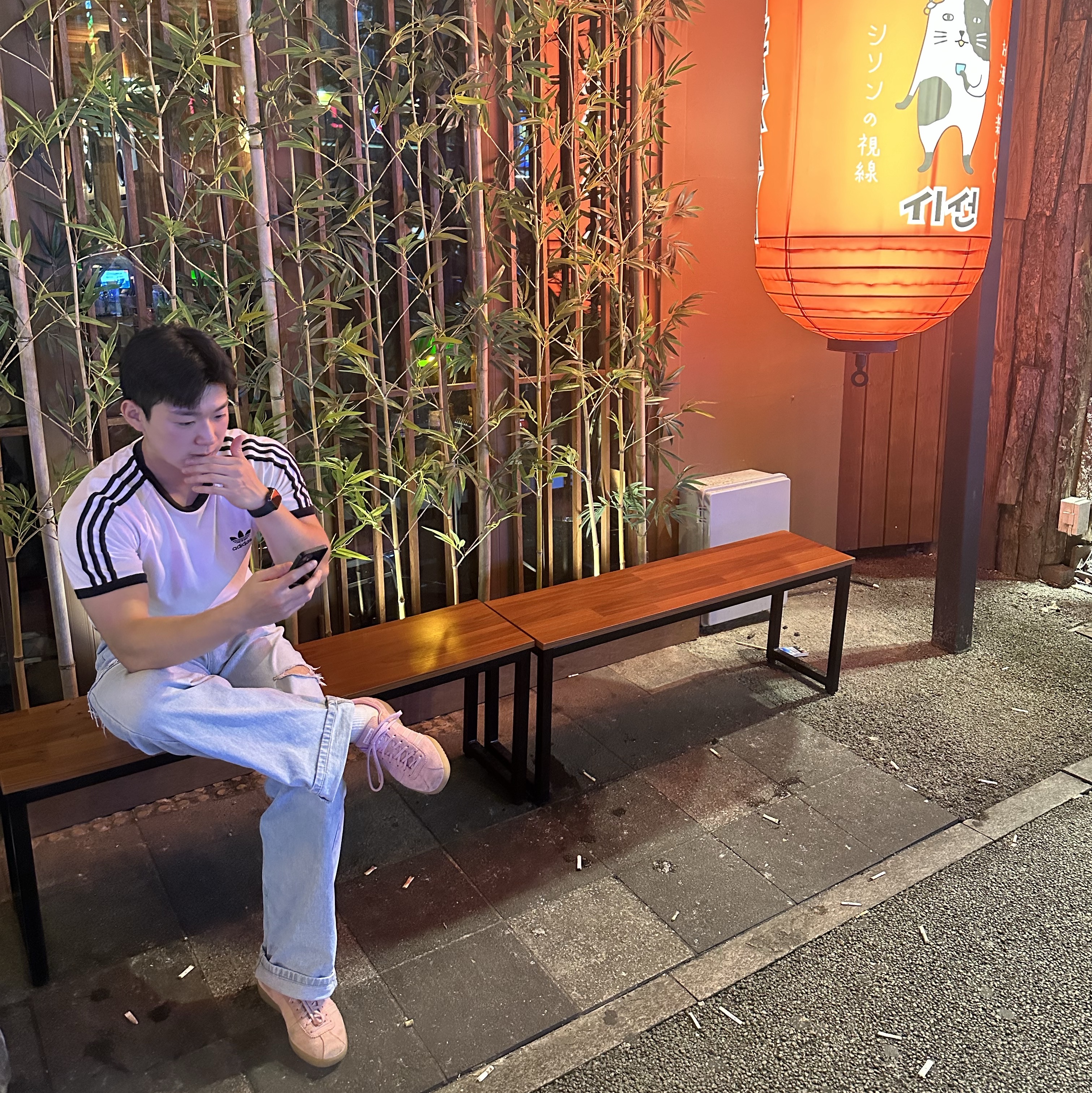 Adidas Bermuda Glow Pink, Adidas Adicolor Classics 3-Stripes T-Shirt White - KR Sizing 착용 스타일 - 2