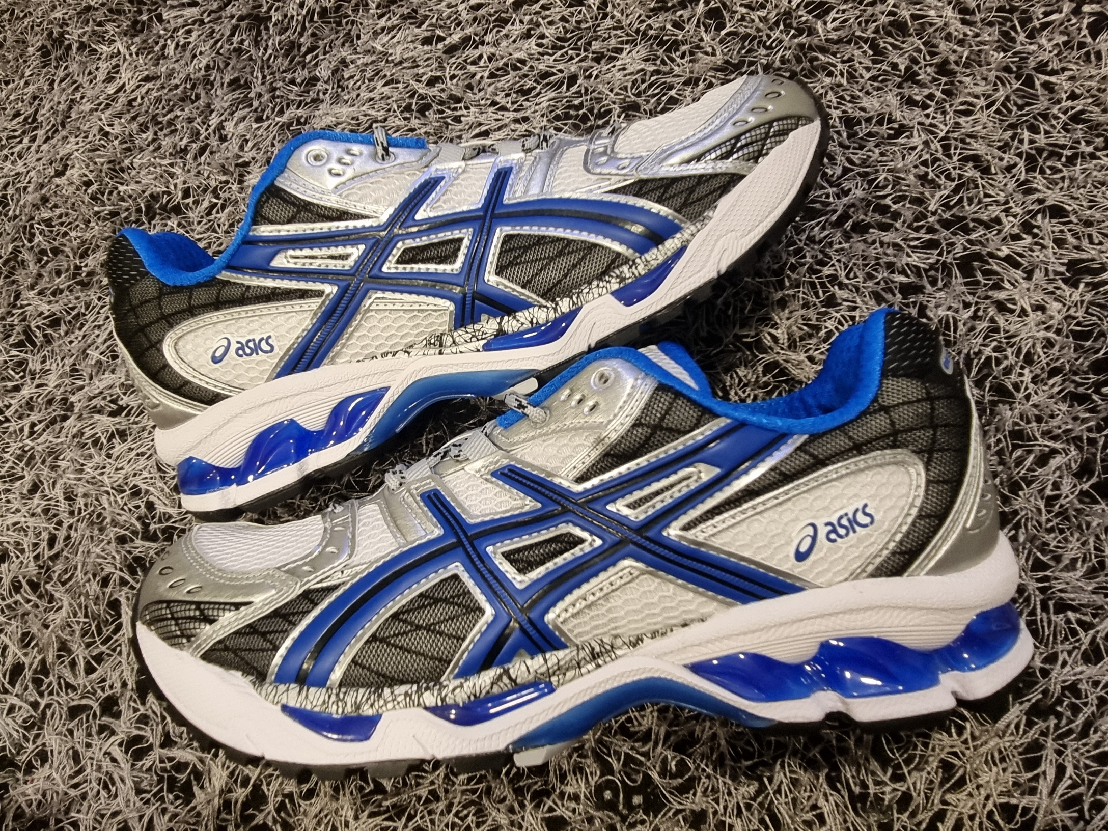 Asics Gel-Nimbus 10.1 White Directoire Blue 착용 스타일 - 2
