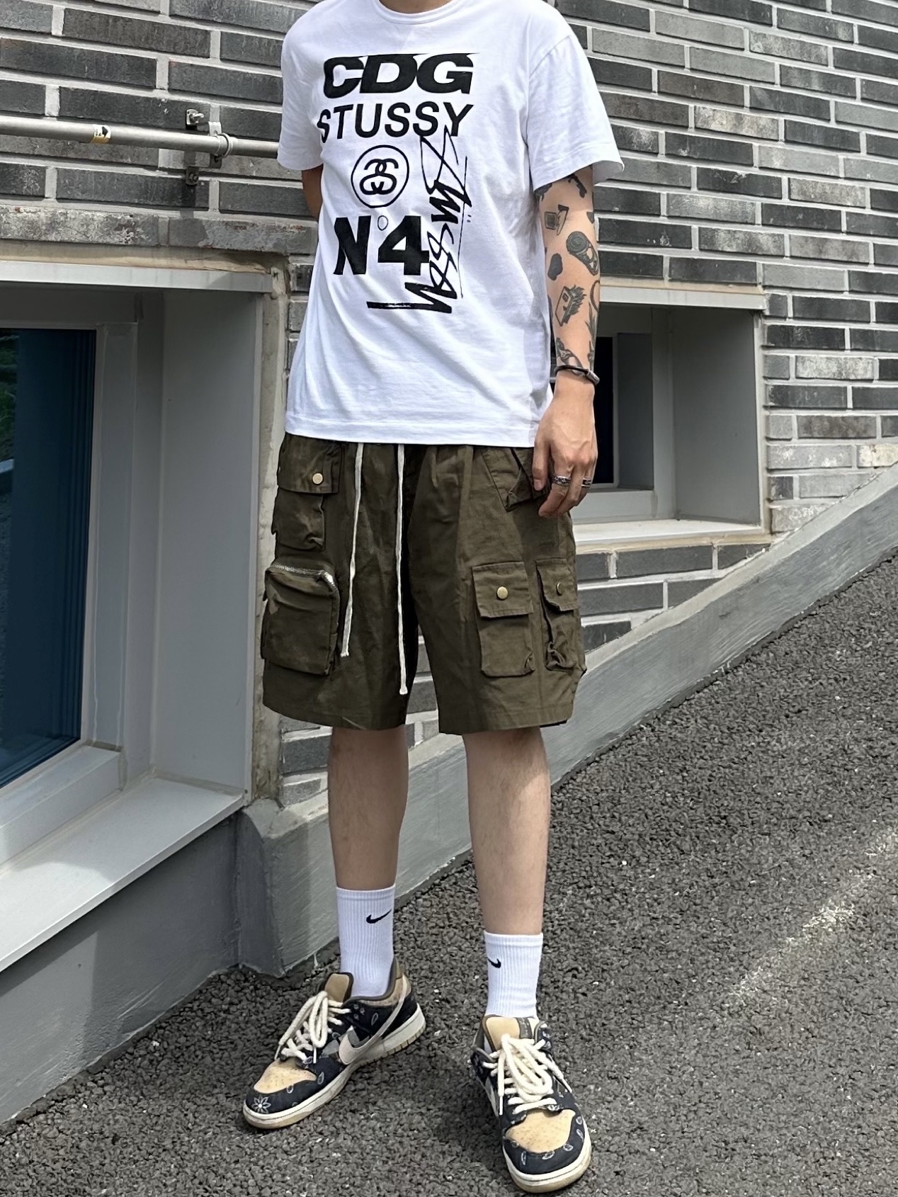 Nike x Travis Scott SB Dunk Low 착용 스타일 - 2