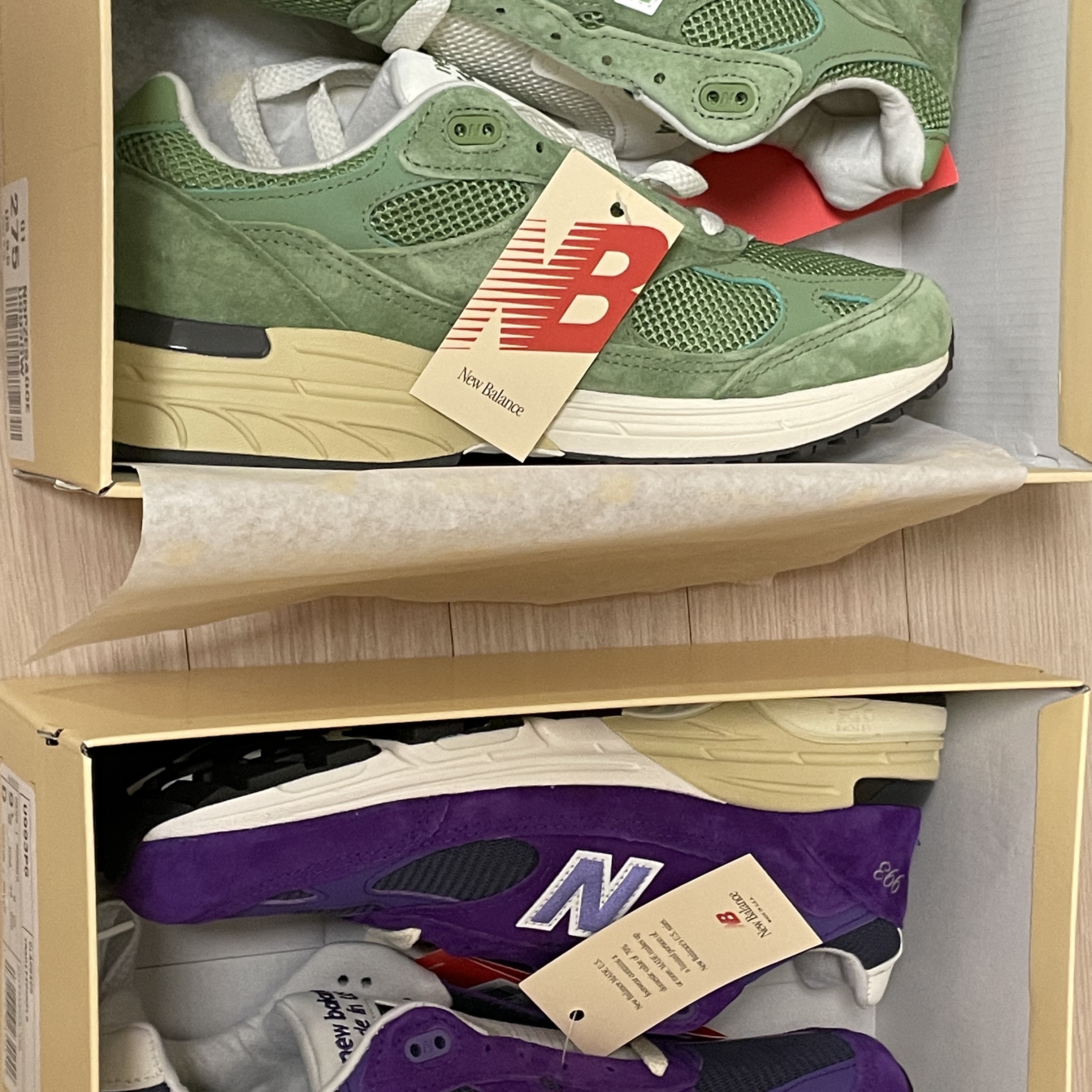New Balance 993 Made in USA Chive Sea Salt 착용 스타일 - 1