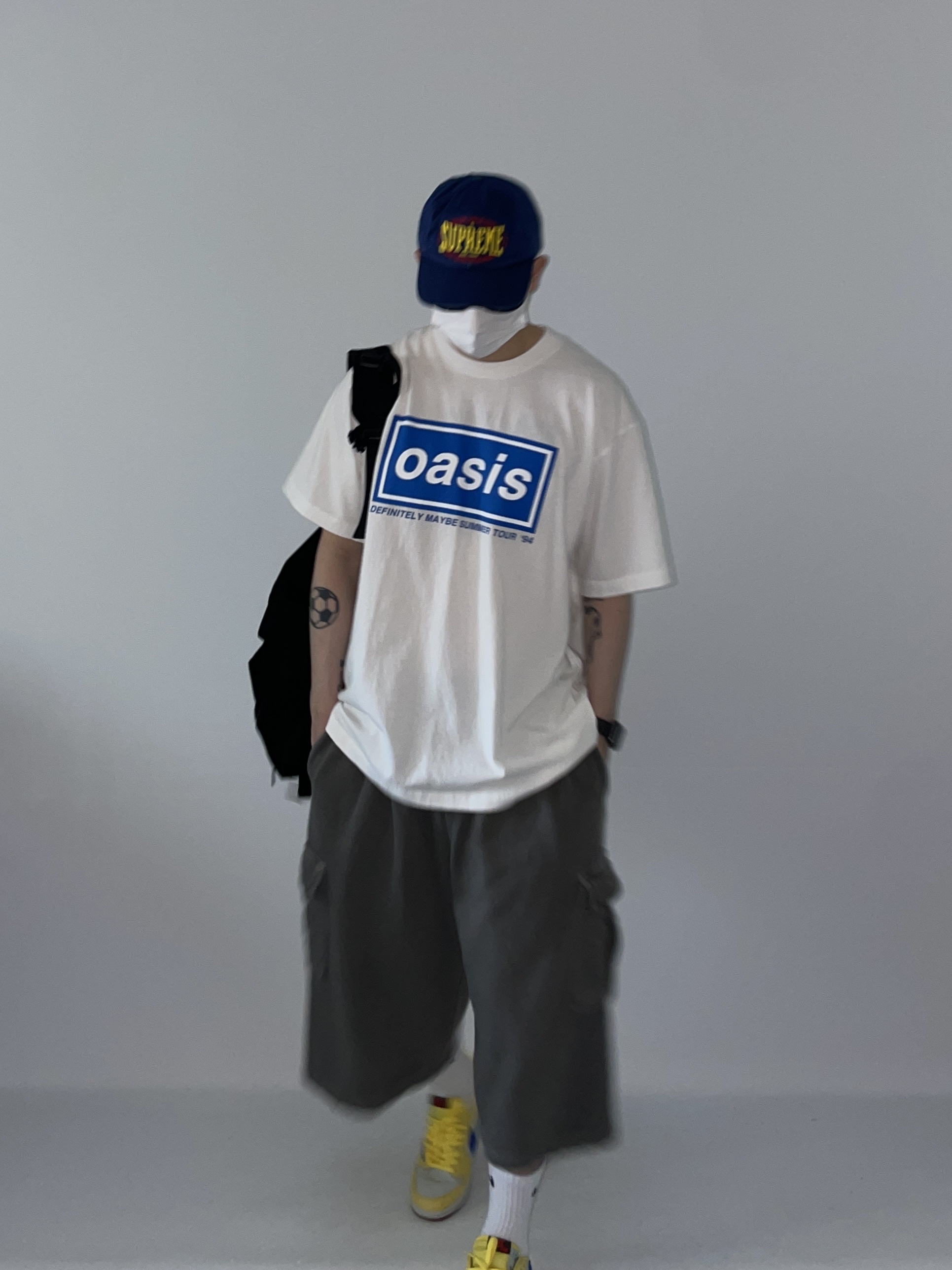 (W) Jordan 1 x Travis Scott Retro Low OG SP Canary, Supreme Warm Up 6-Panel Navy - 23FW 착용 스타일 - 4