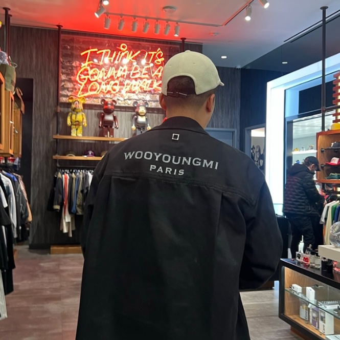 Wooyoungmi Back Logo Denim Shirt Black - 24SS 착용 스타일