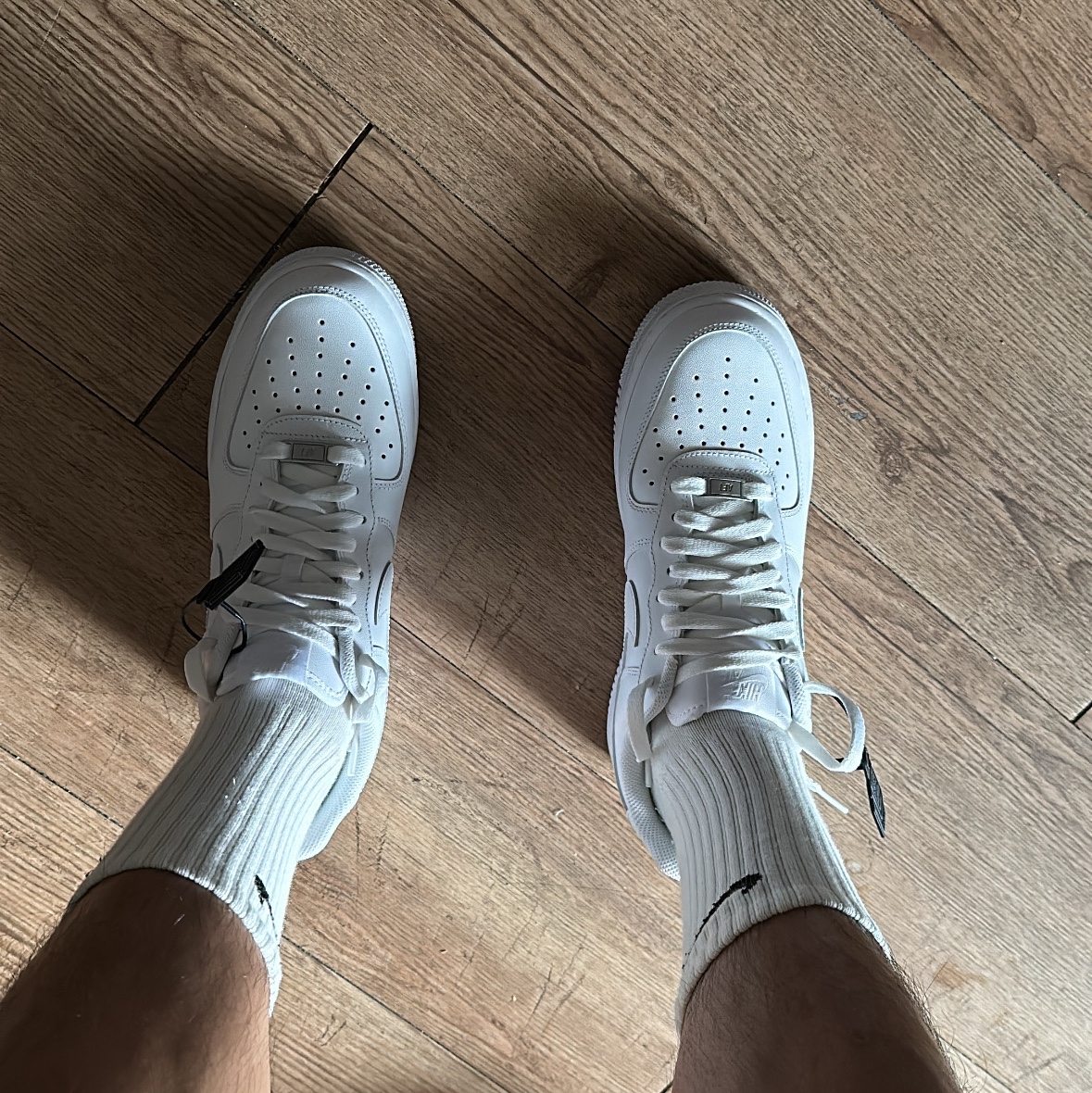 Nike Air Force 1 '07 Low White 착용 스타일 - 2