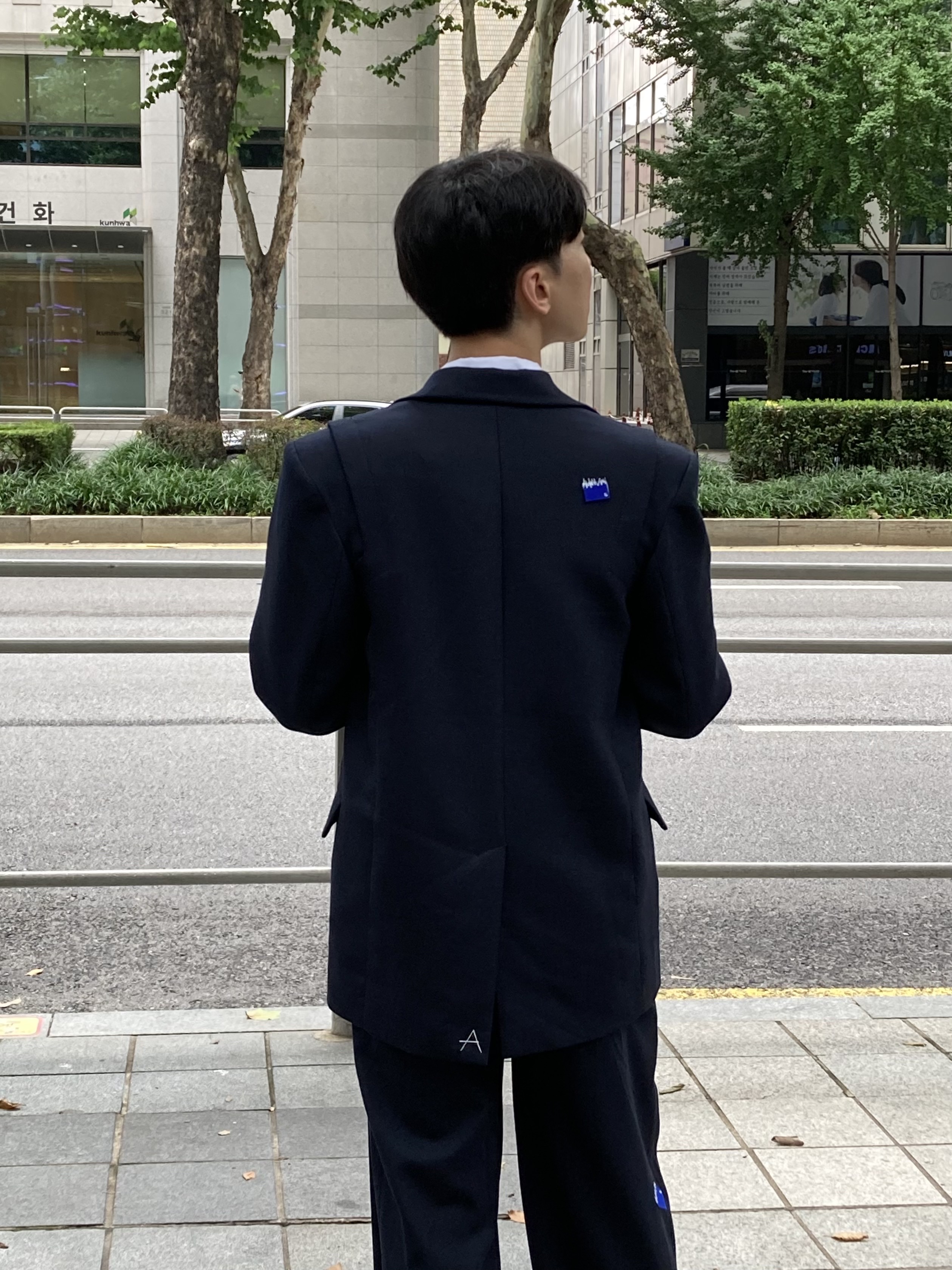 Zara x Ader Error Oversize Blazer Navy, Zara x Ader Error Darted Trousers Navy 착용 스타일 - 2