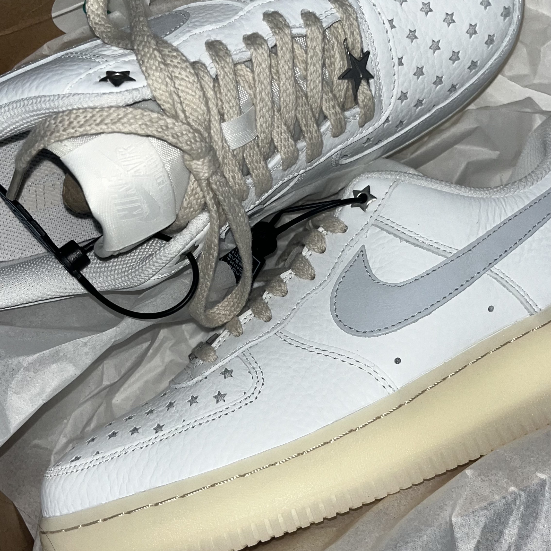 (W) Nike Air Force 1 '07 Summit White Pure Platinum 착용 스타일