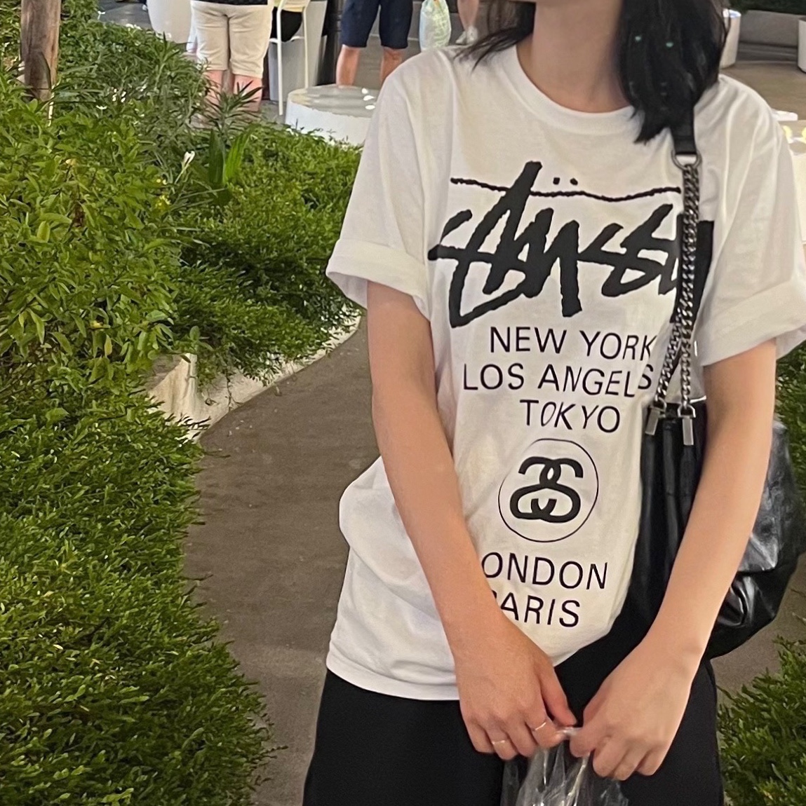 Stussy World Tour T-Shirt White 2024,2025 착용 스타일