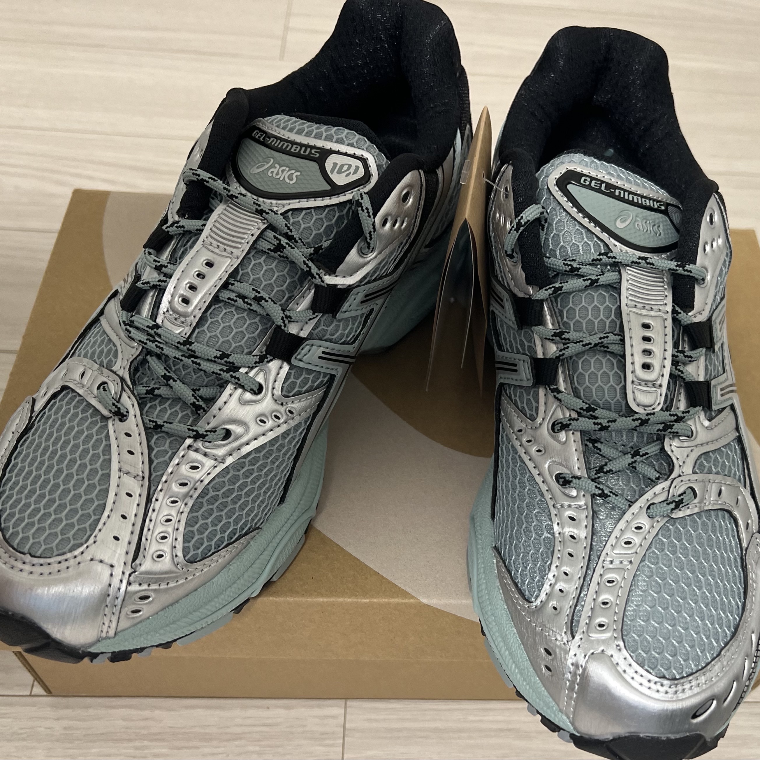 Asics Gel-Nimbus 10.1 Ocean Haze Pure Silver 착용 스타일 - 3