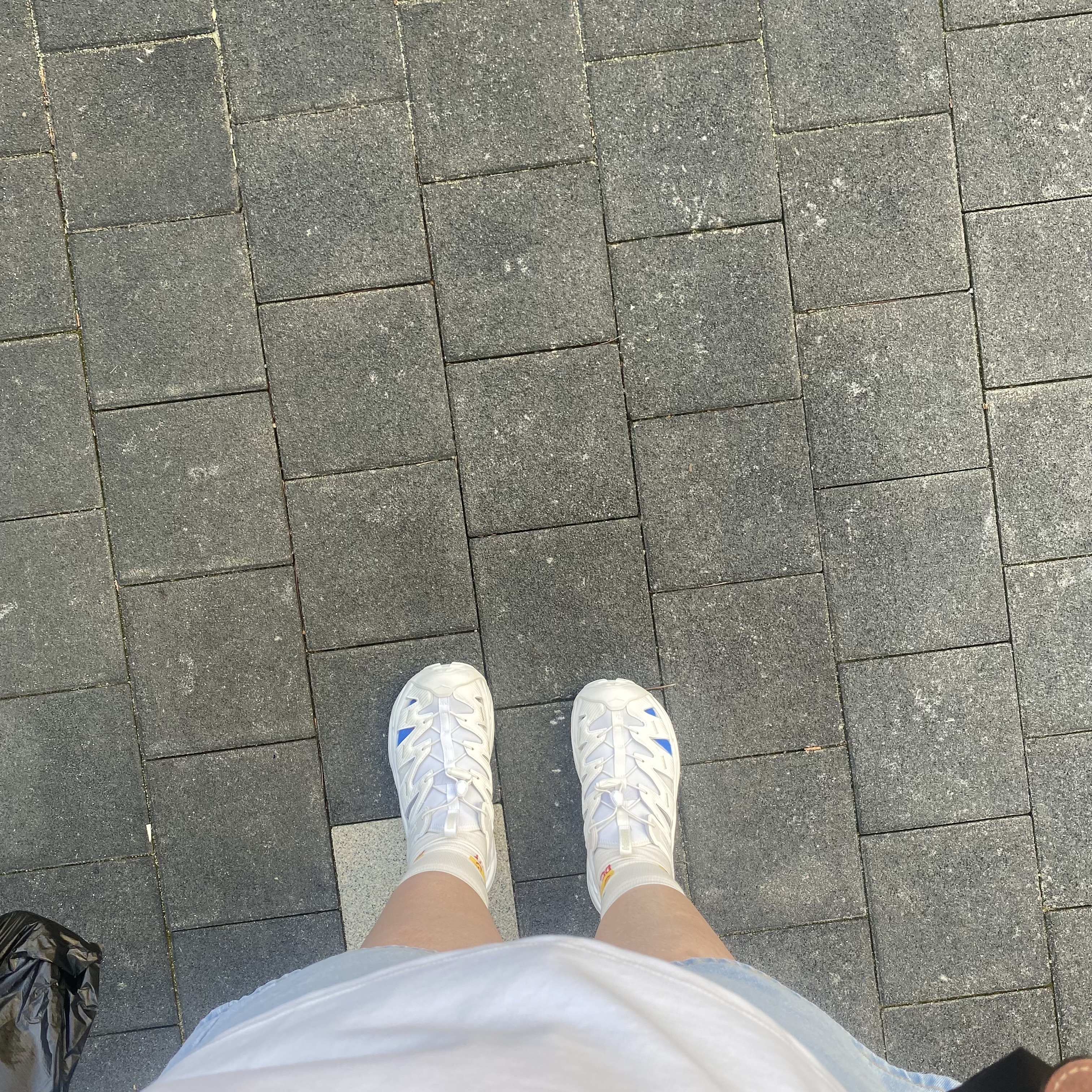 Hoka Hopara White 착용 스타일