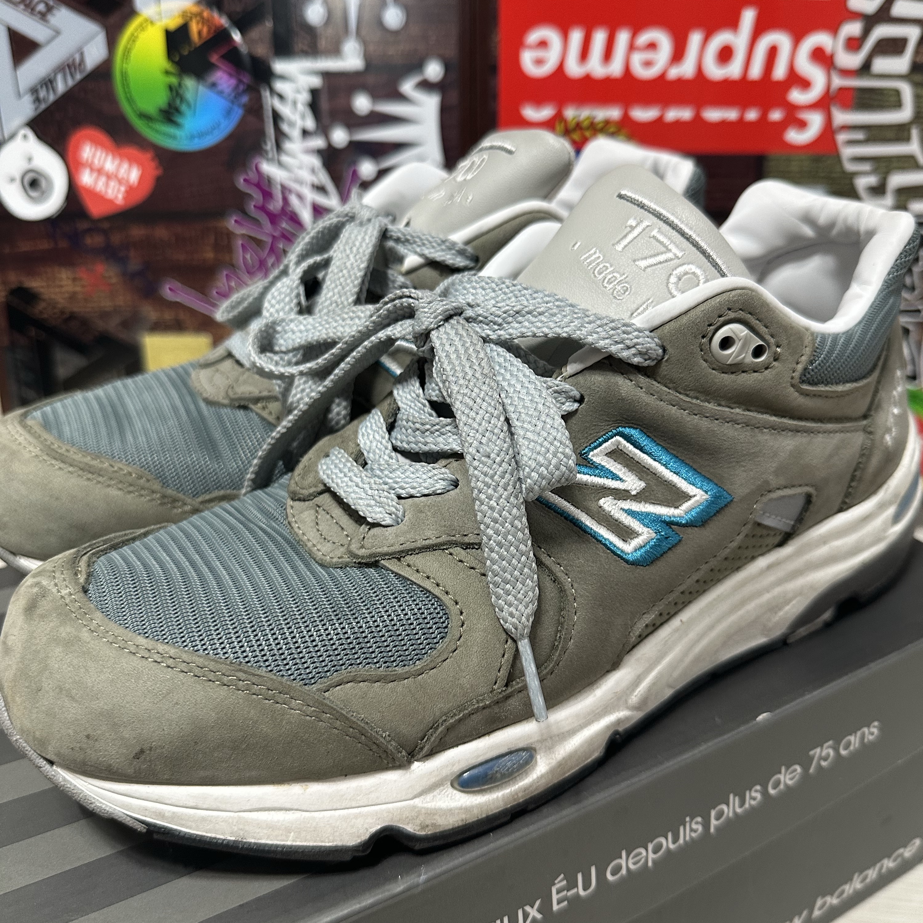 New Balance 1700 Made in USA Brown Steel Blue 착용 스타일