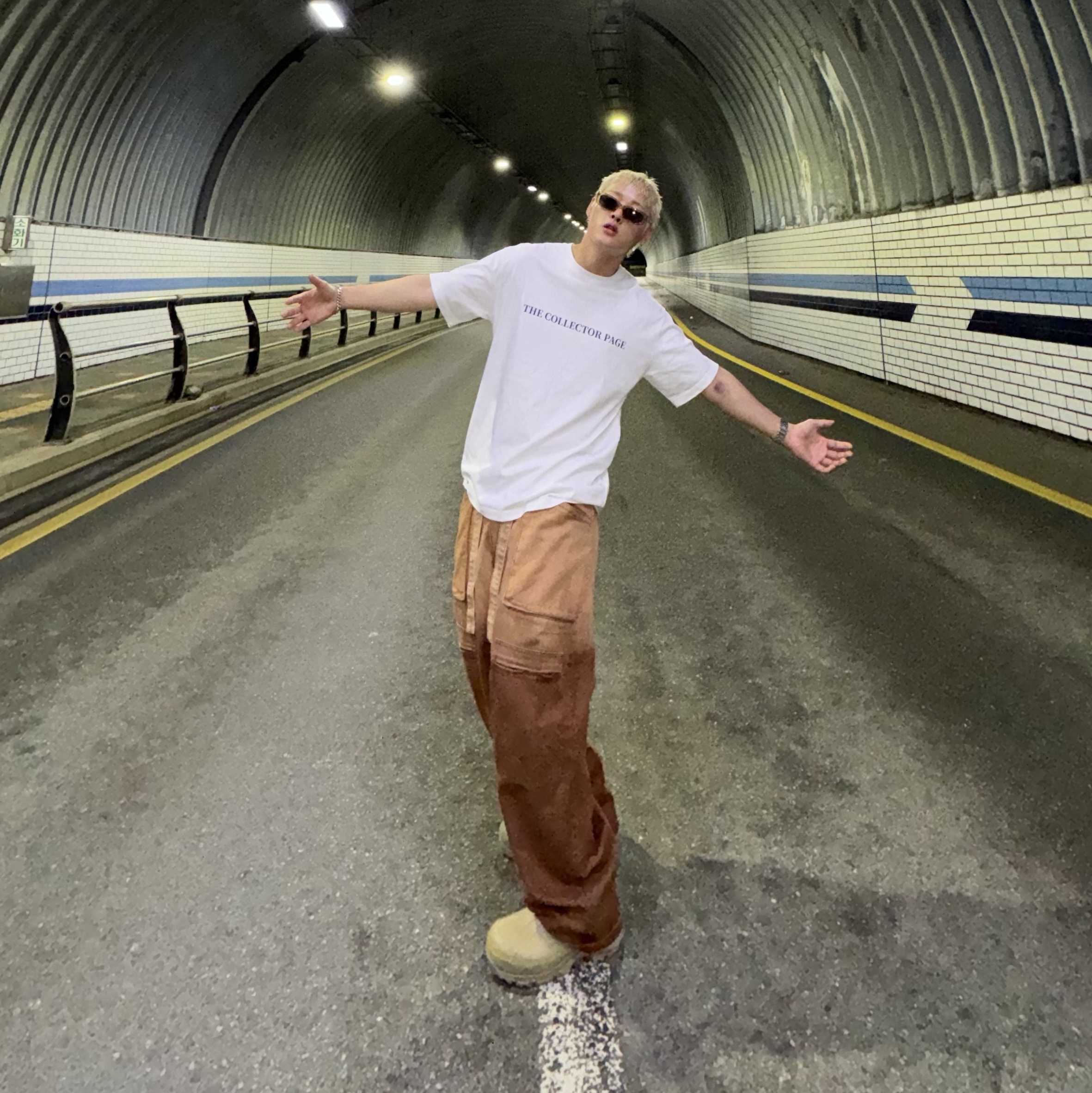 LOSTGARDEN x Tretorn Ahus Hybrid Beige 착용 스타일