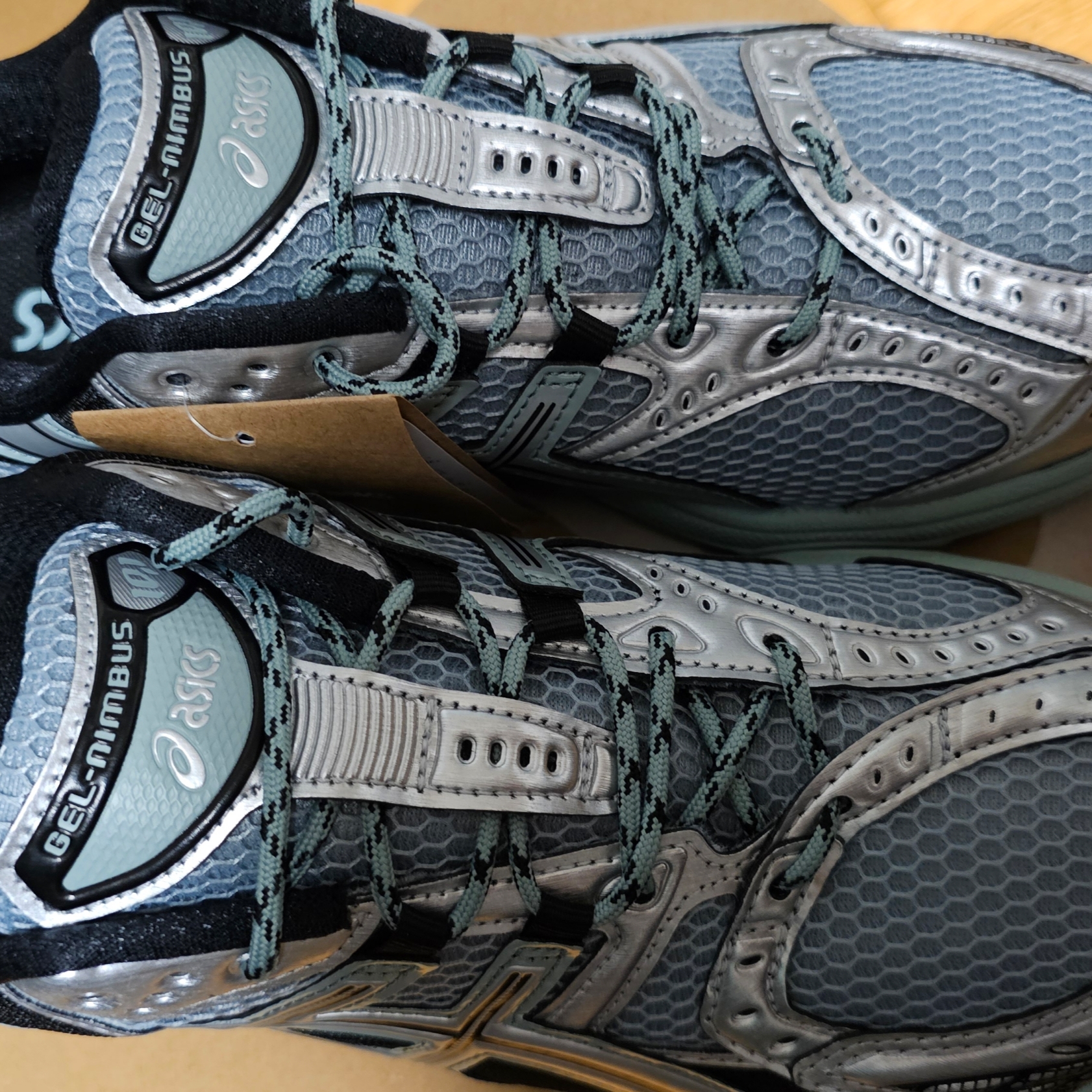 Asics Gel-Nimbus 10.1 Ocean Haze Pure Silver 착용 스타일