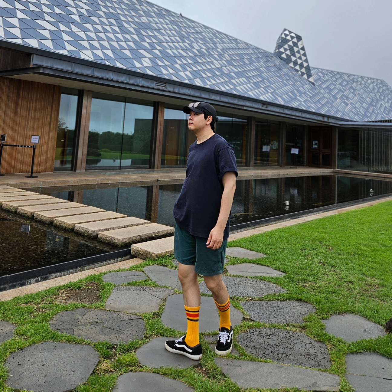 Nike ACG Trail Cap Black, Gentle Monster Lang 01 Black 착용 스타일 - 2