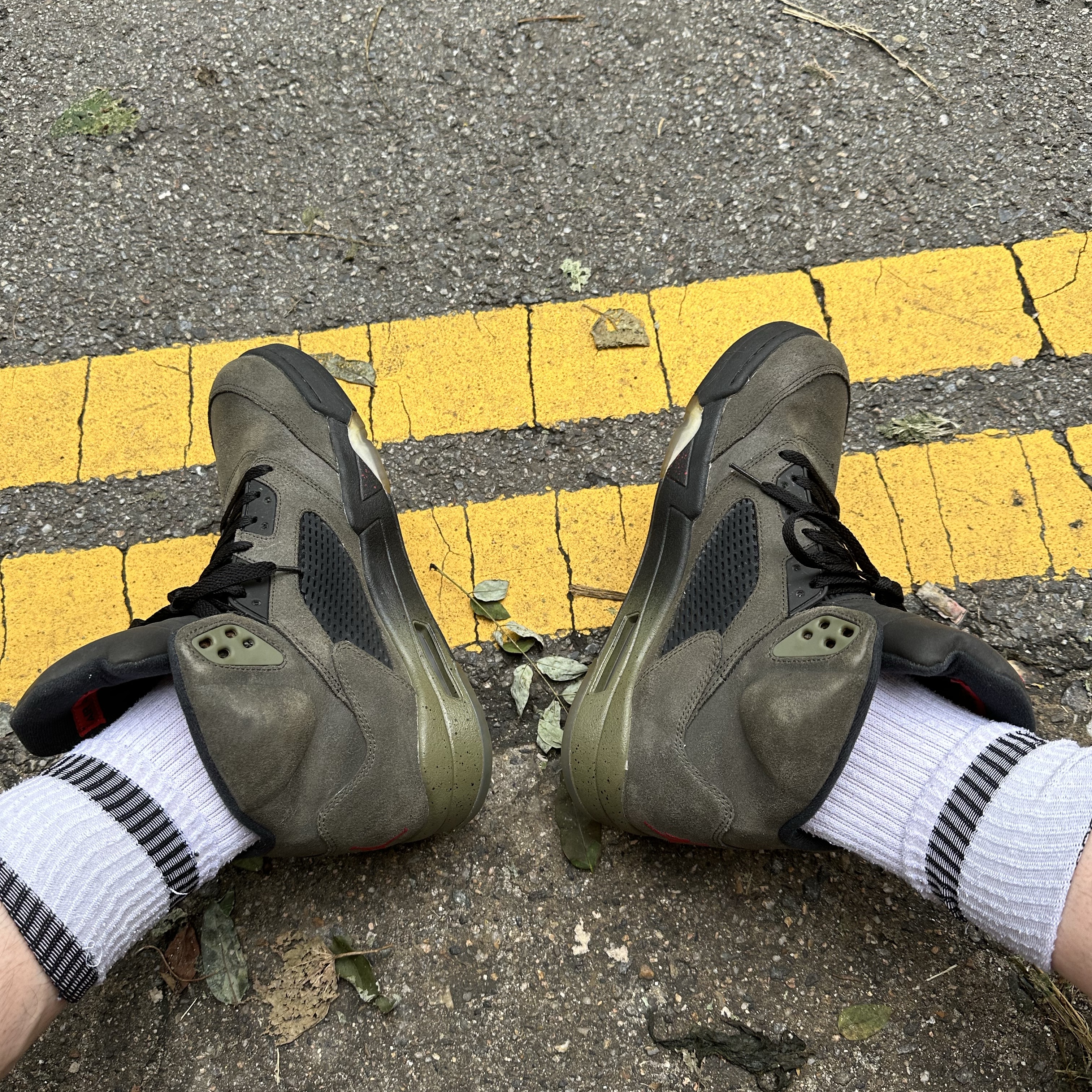 Jordan 5 Retro Fear Pack 착용 스타일 - 2