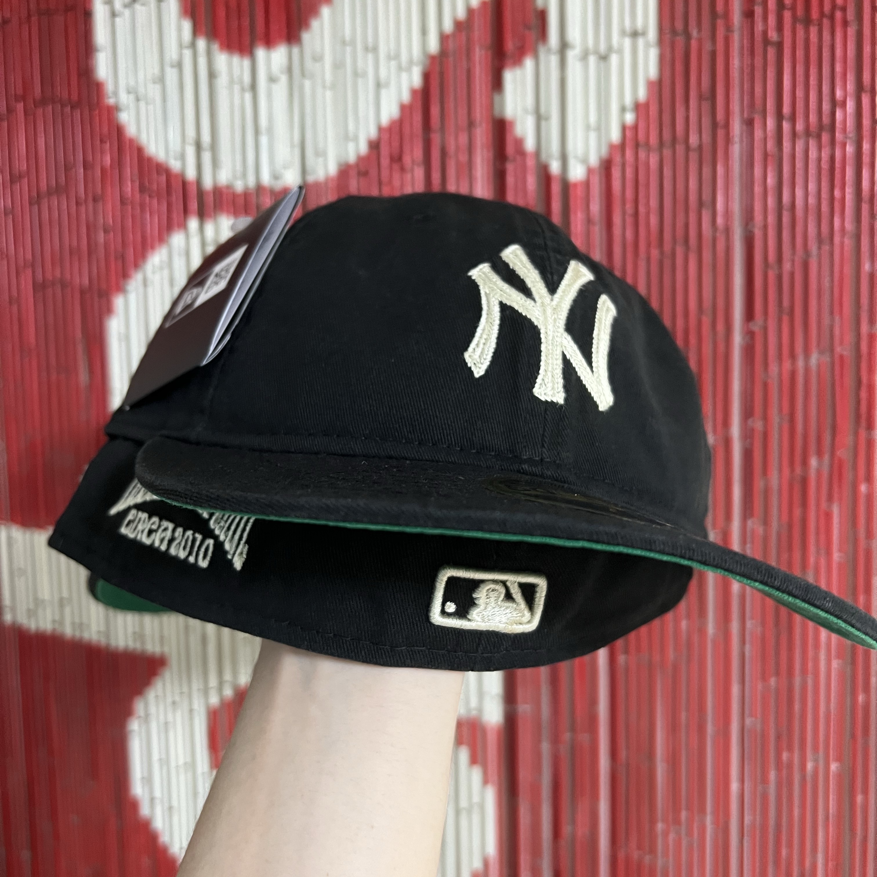 Thisisneverthat x New Era x MLB New York Yankees 59Fifty Retro Crown Cap Black 착용 스타일