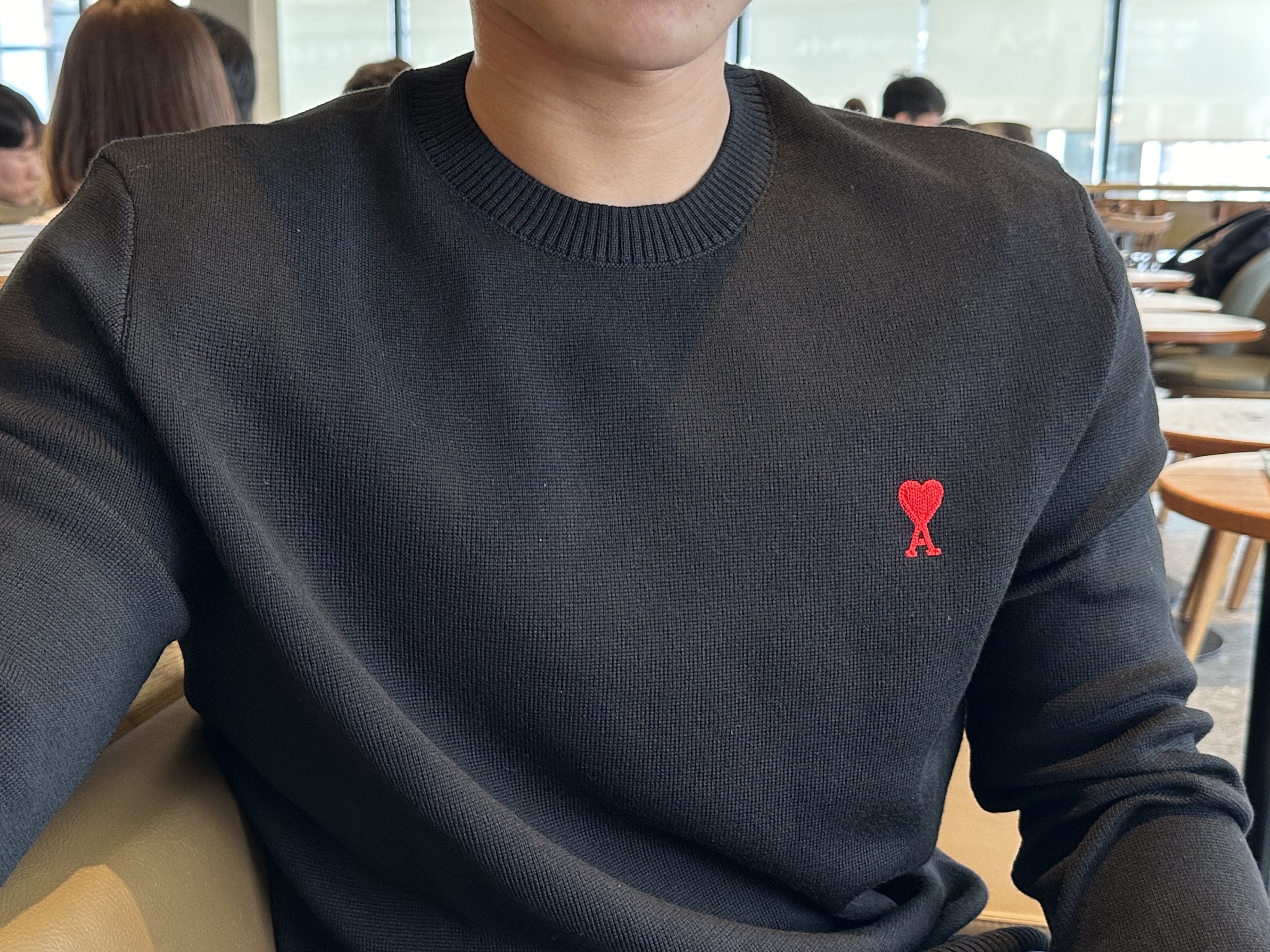 AMI de Coeur Wool Knit Black 착용 스타일