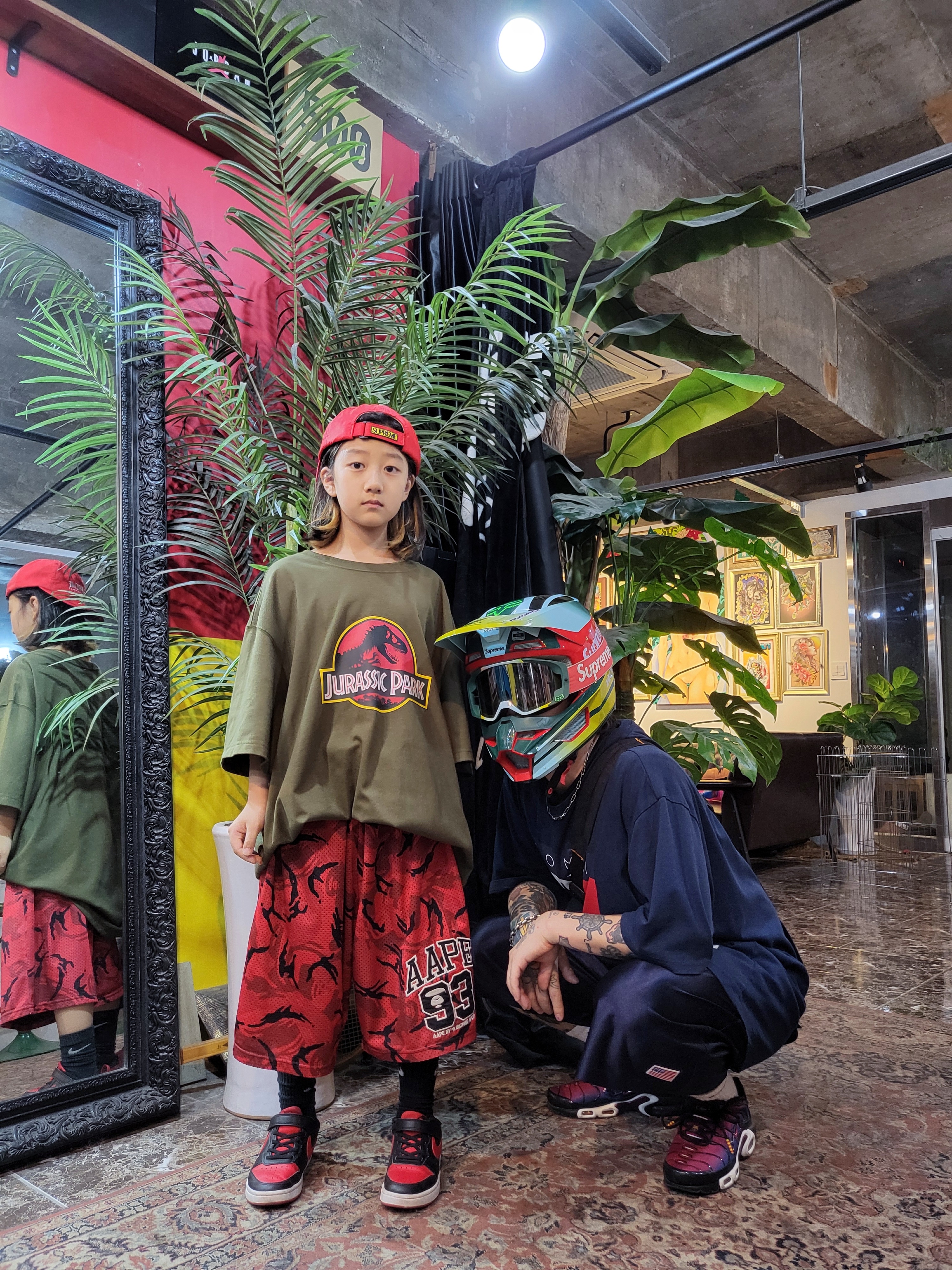 Nike x Patta x FC Barcelona Air Max Plus Culers del Món, Supreme x Honda x Fox Racing V1 Helmet Moss - 19FW 착용 스타일 - 2