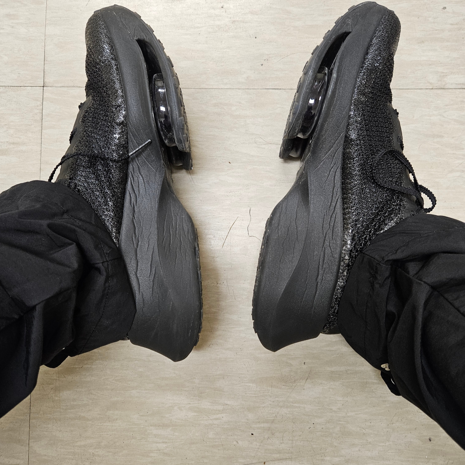 Nike x Matthew M Williams Zoom 006 TRD Run Black 착용 스타일 - 3