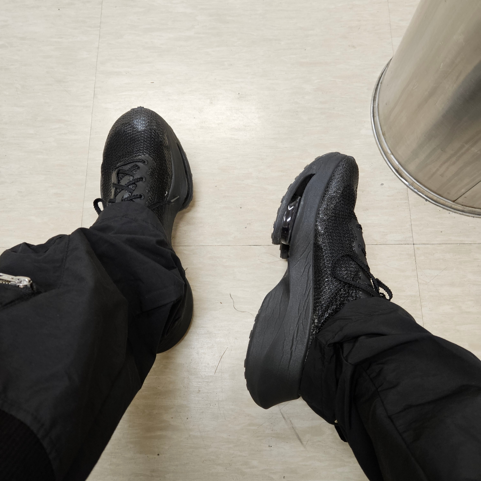 Nike x Matthew M Williams Zoom 006 TRD Run Black 착용 스타일 - 2