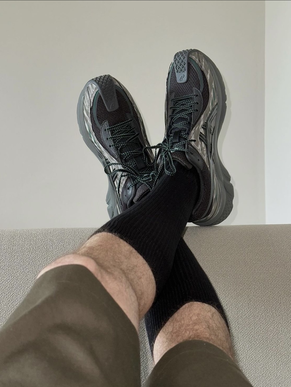 (W) Asics x Kiko Kostadinov Gel-Flammae Grey Black 착용 스타일