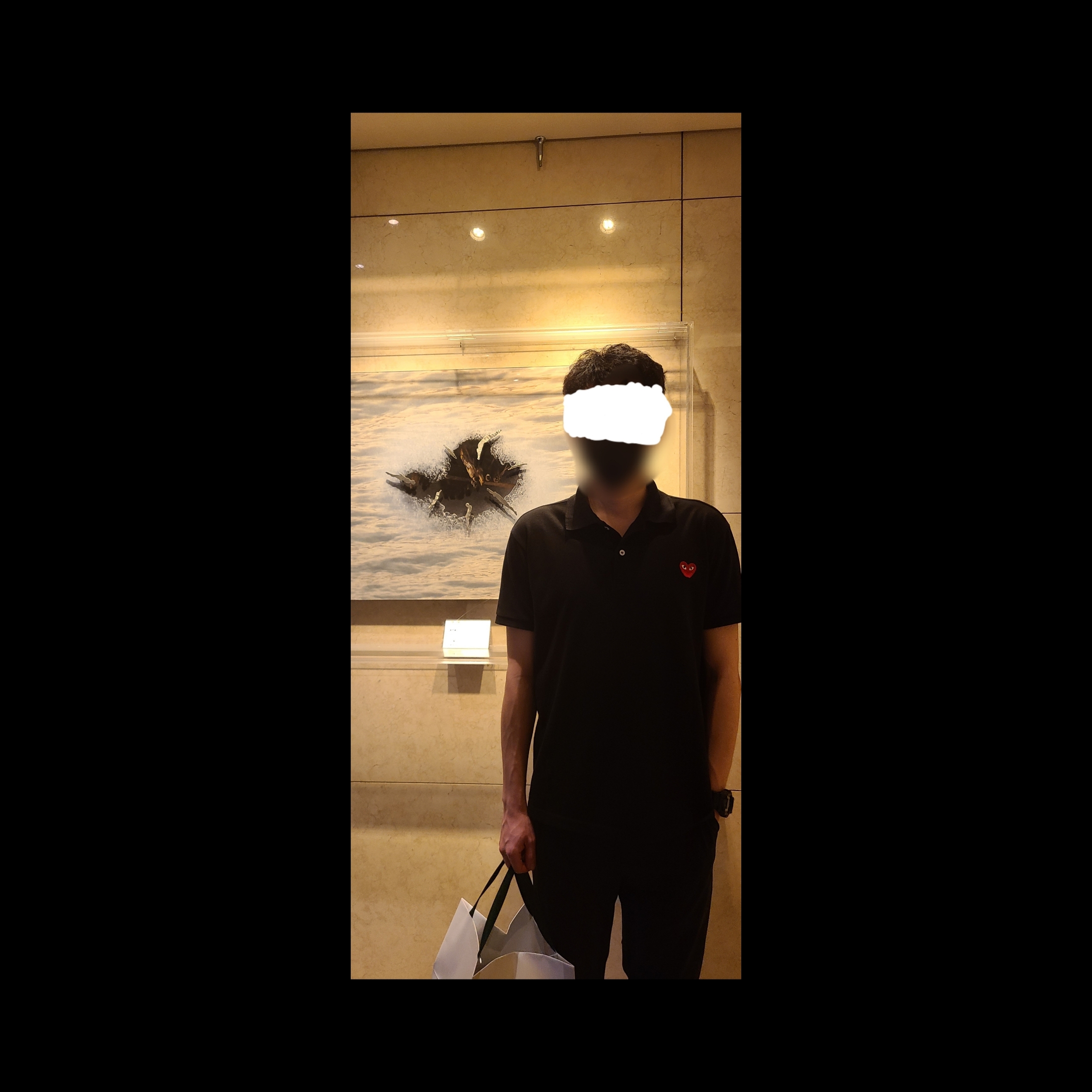 Play Comme des Garcons Red Heart Polo Shirt Black 착용 스타일