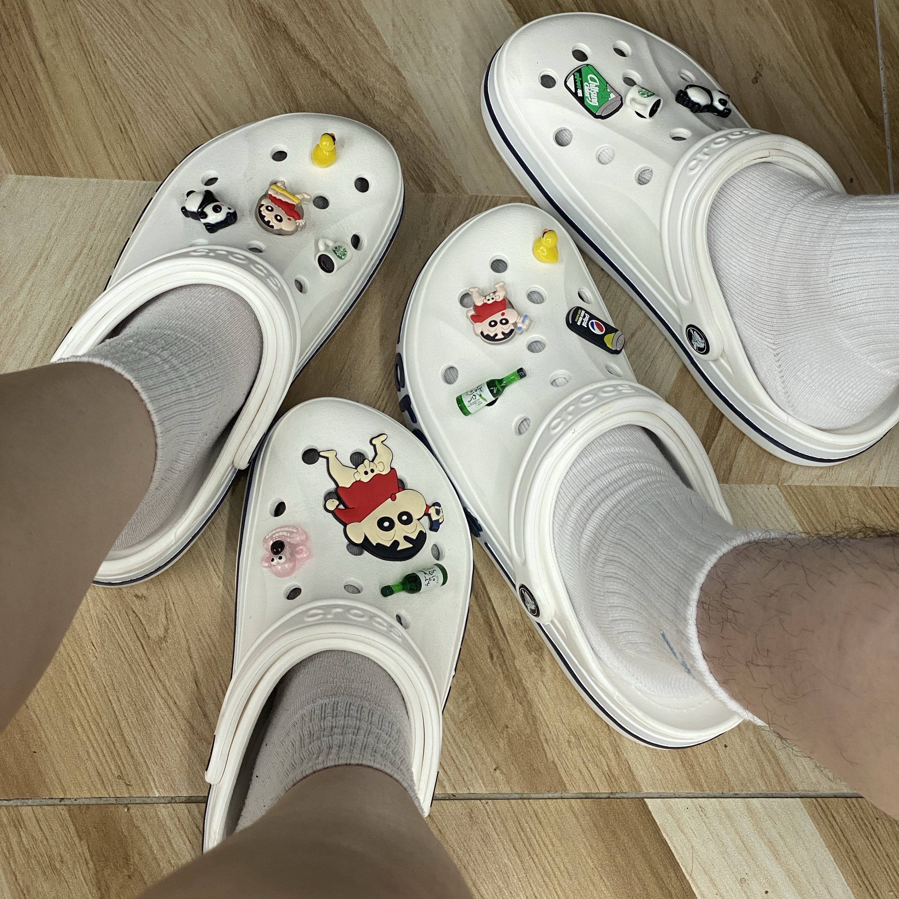 Crocs Bayaband Clog White Navy 착용 스타일
