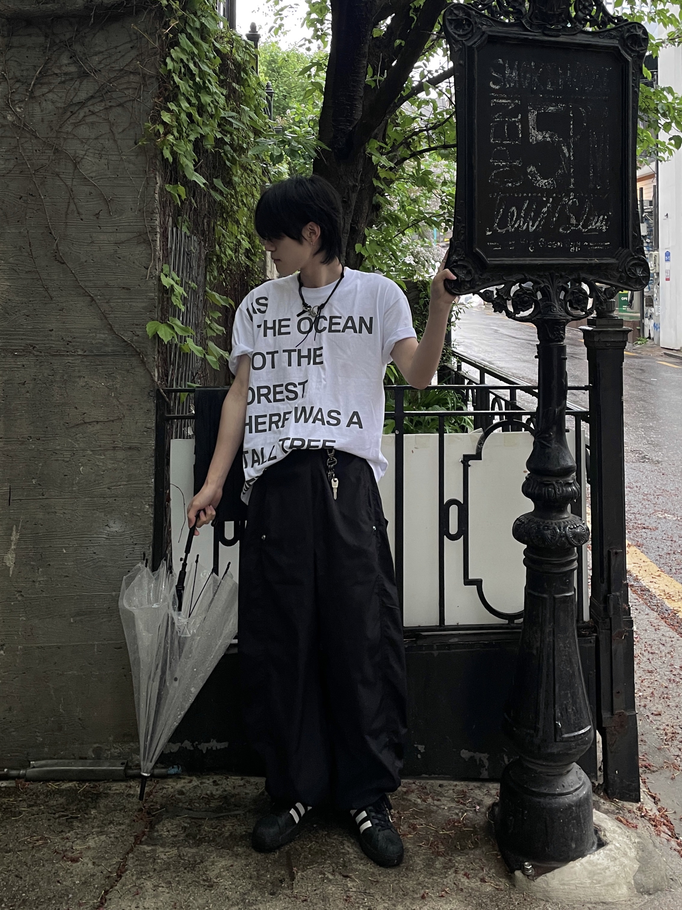 Adidas Superstar Core Black White, Our Legacy Ladon Leather Keychain Black 착용 스타일 - 7