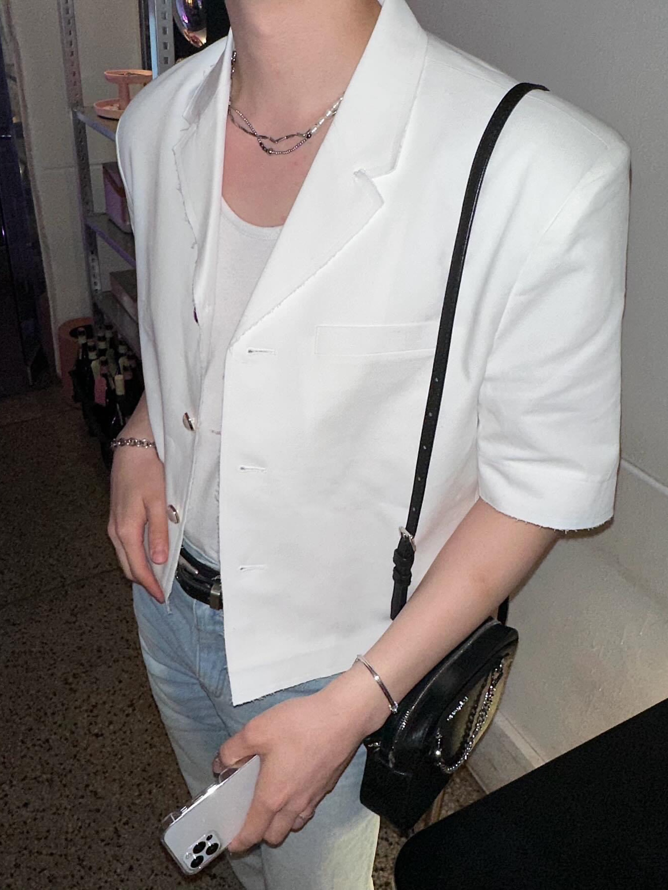 Ajobyajo PBA White Pearl Necklace Silver, Michael Kors Jet Set Large Saffiano Leather Crossbody Bag Black 착용 스타일 - 1