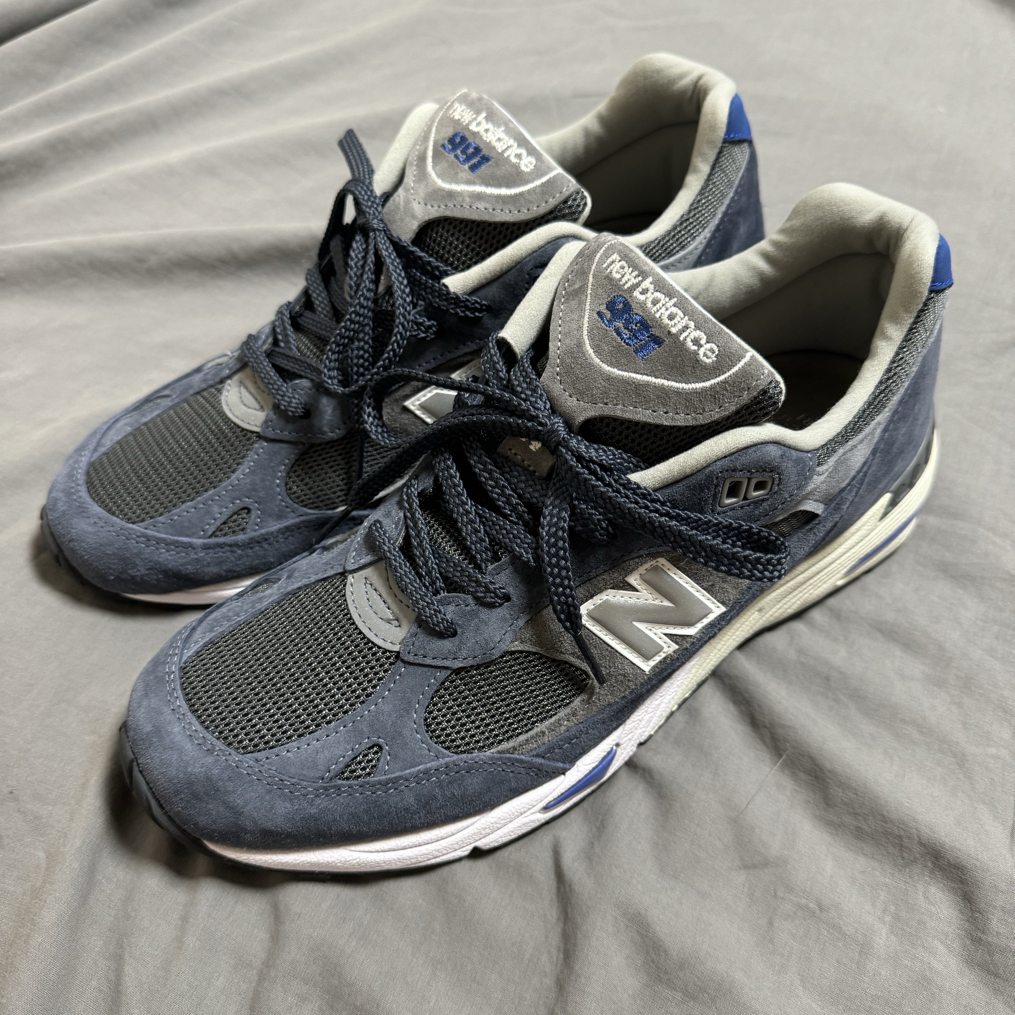 New Balance 991 Made in UK Grey Blue 착용 스타일