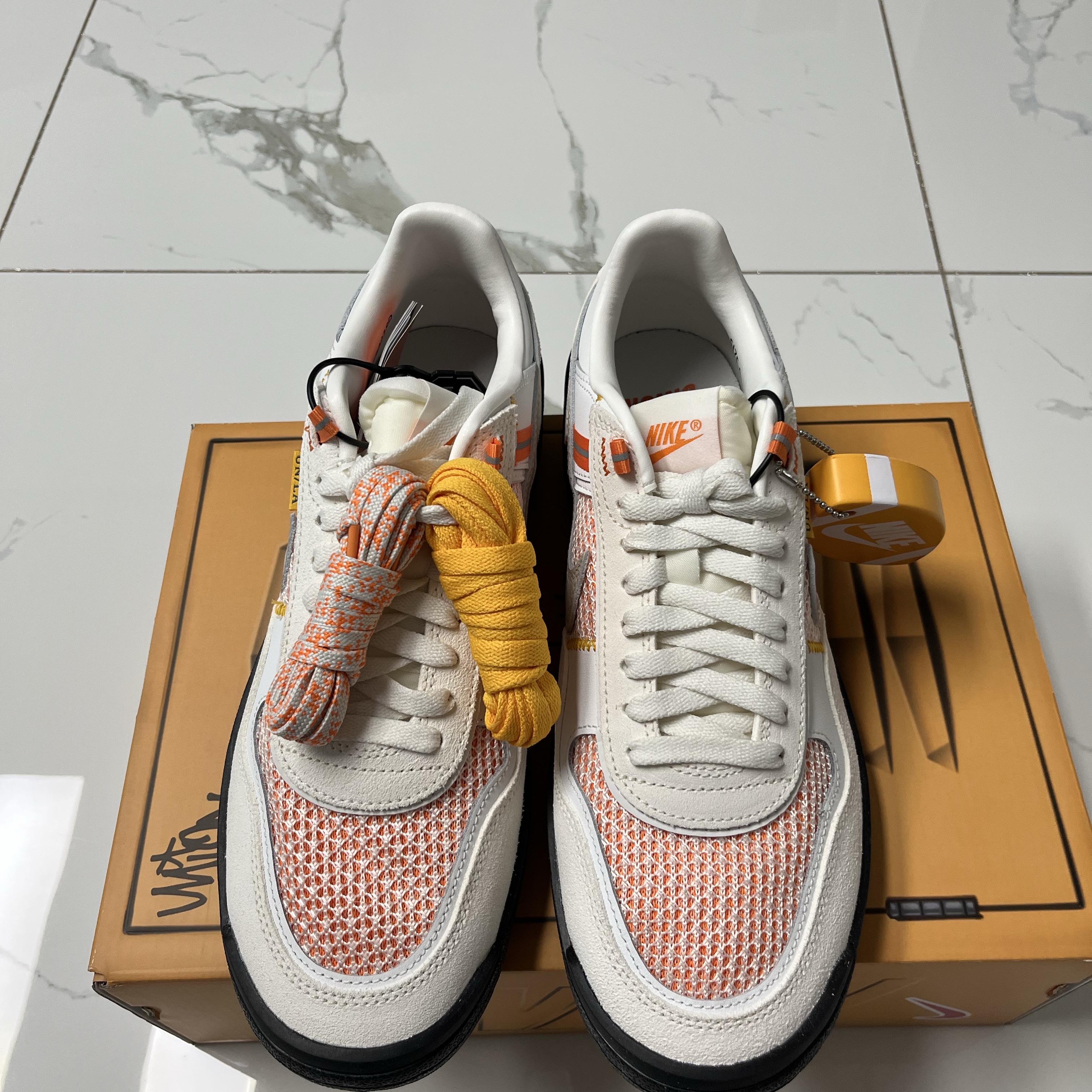Nike x Union Field General SP Ivory and Light Orewood Brown 착용 스타일 - 2
