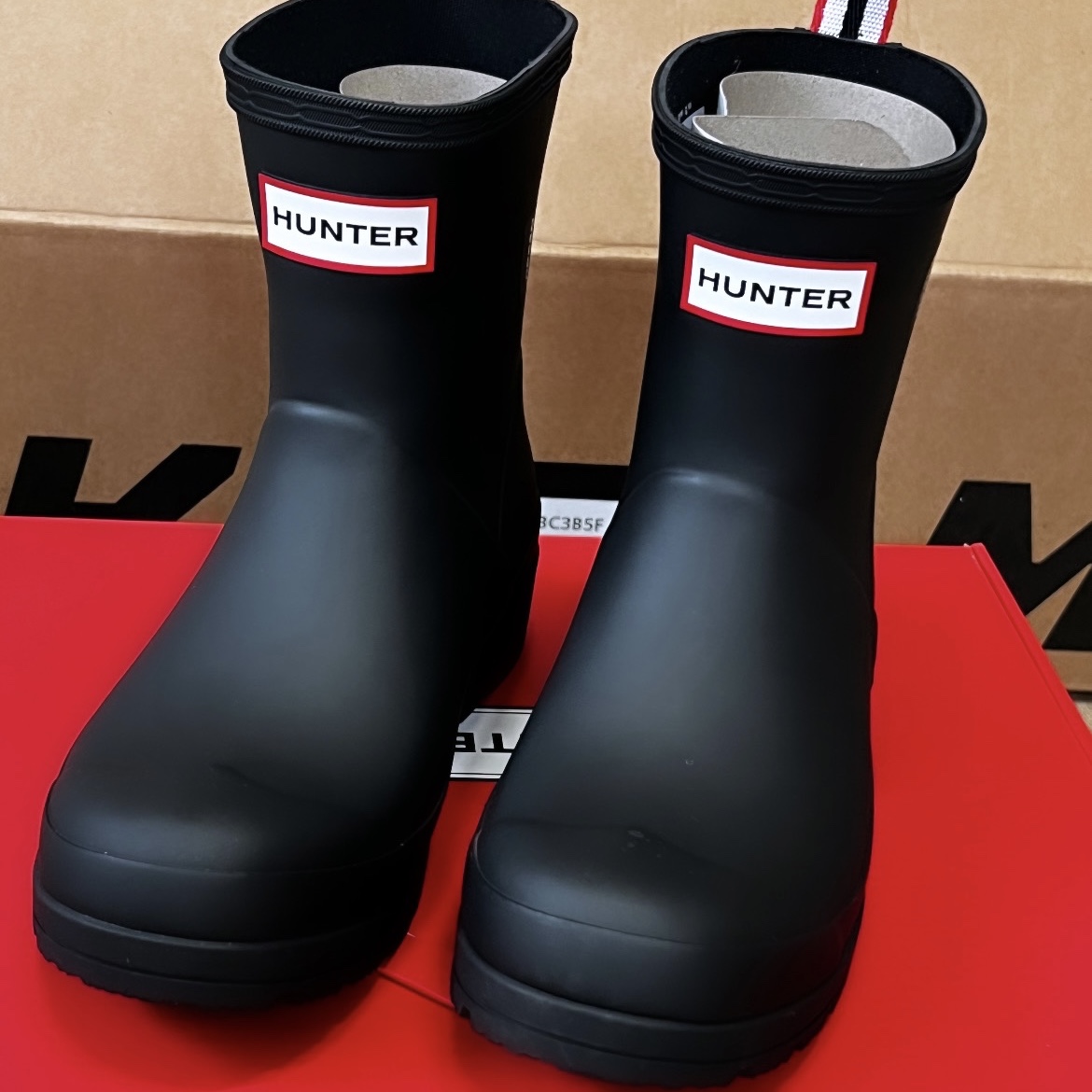 (W) Hunter Play Short Rain Boots Black 착용 스타일