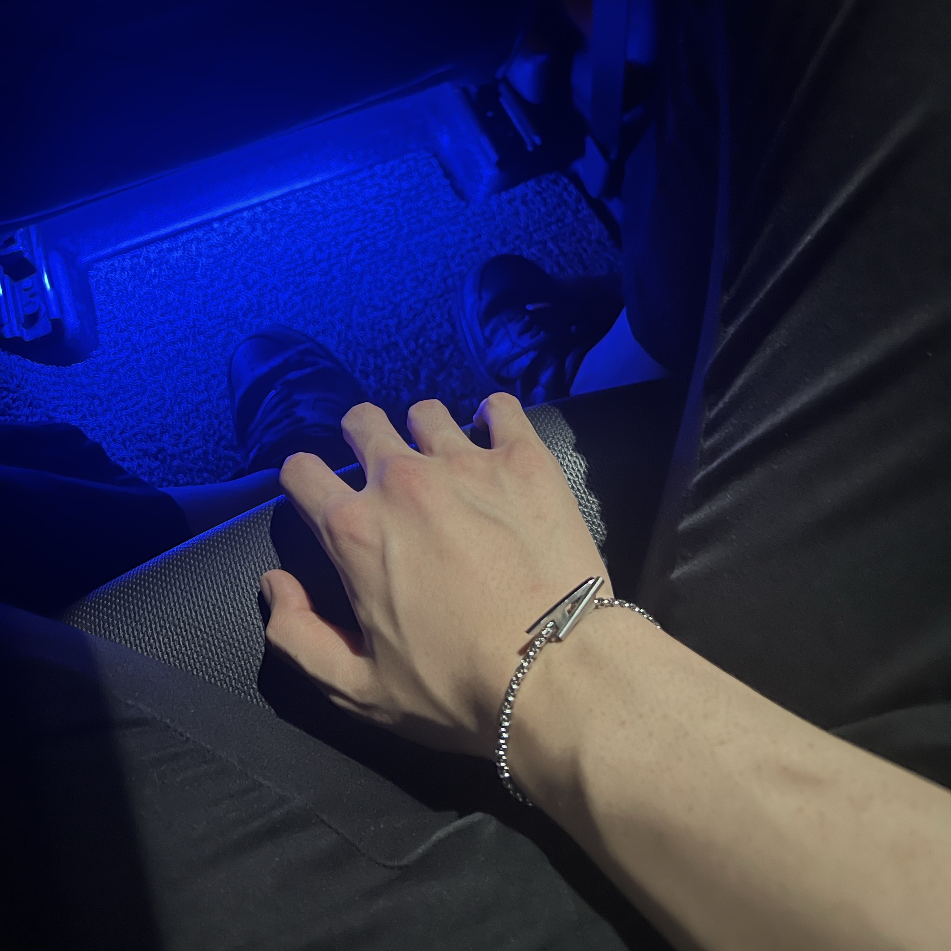 Diesel Dx1476 Stainless Steel Chain Bracelet Silver 착용 스타일