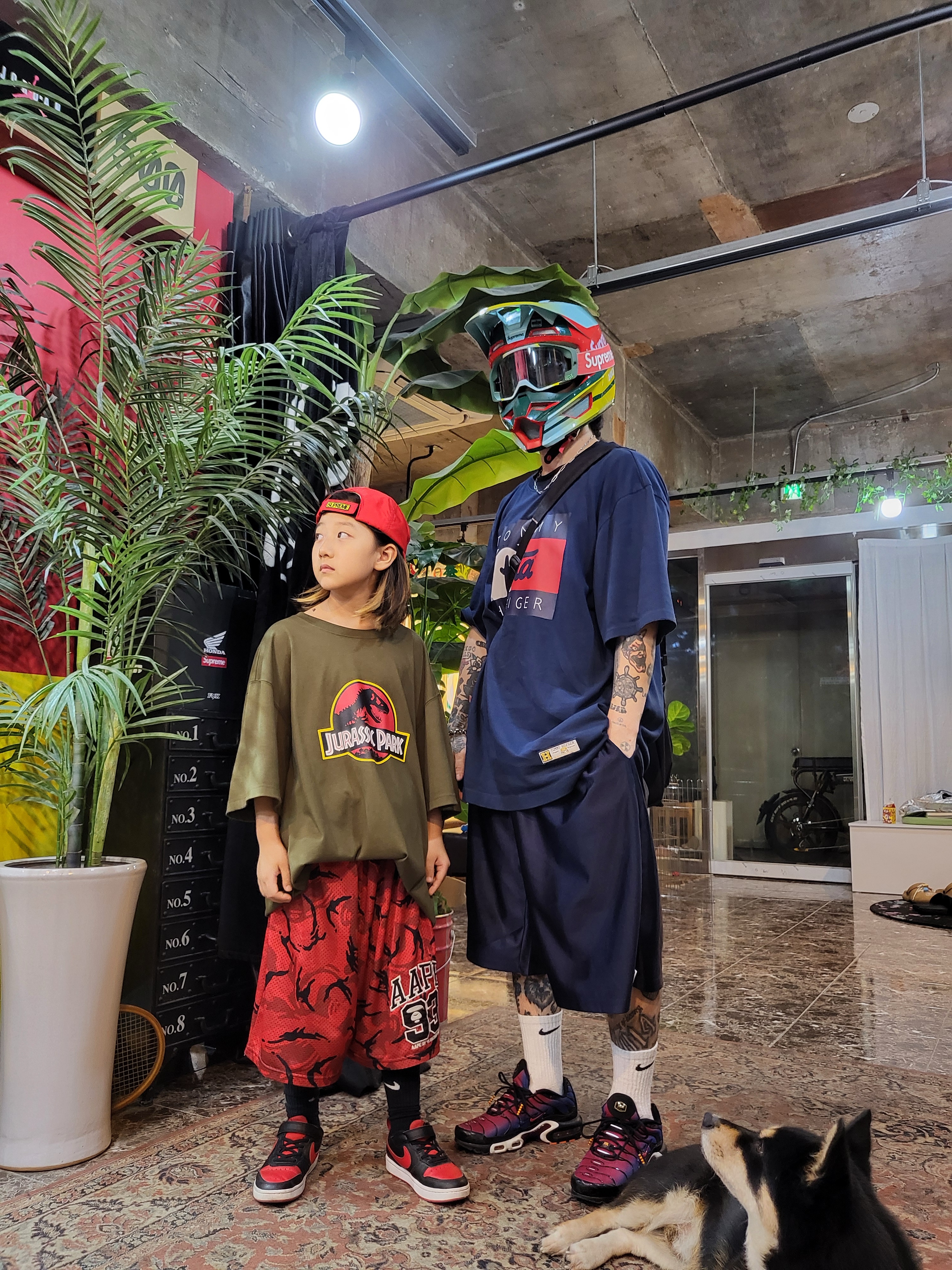 Nike x Patta x FC Barcelona Air Max Plus Culers del Món, Supreme x Honda x Fox Racing V1 Helmet Moss - 19FW 착용 스타일 - 1