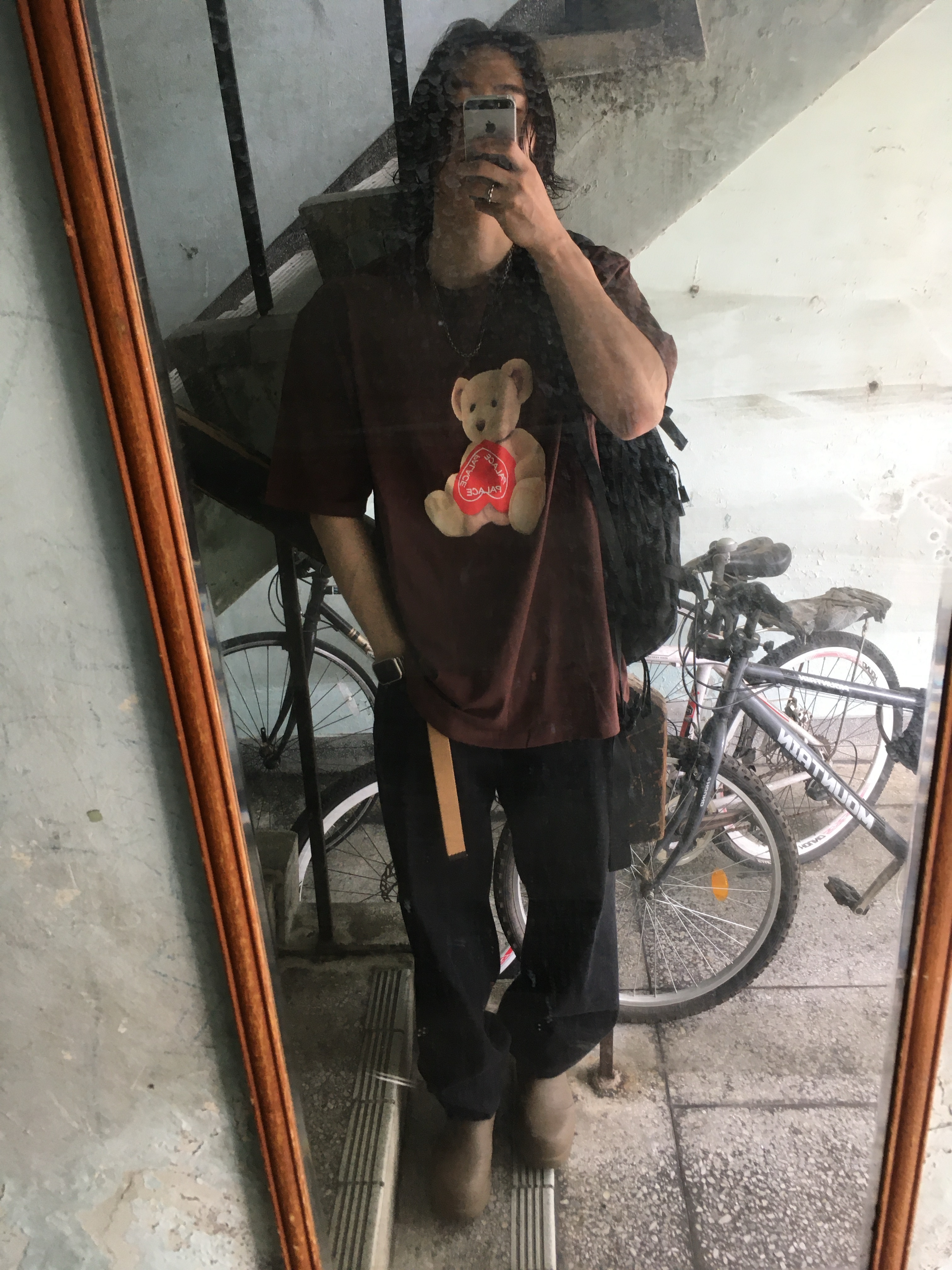 Palace Teddy T-Shirt Nice Brown - 24SS, Supreme x Toy Machine Webbing Belt Leopard - 24SS 착용 스타일