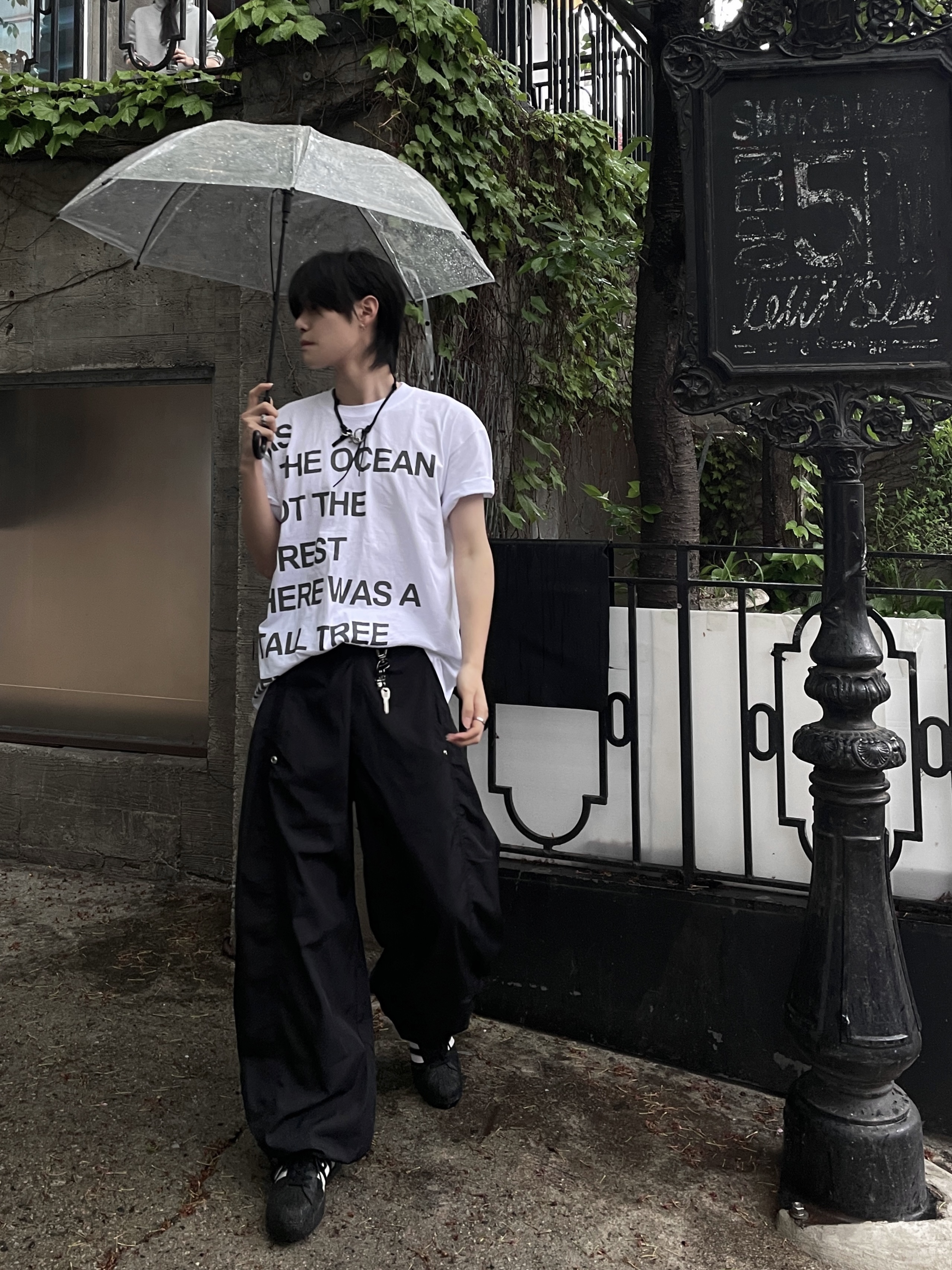 Adidas Superstar Core Black White, Our Legacy Ladon Leather Keychain Black 착용 스타일 - 2