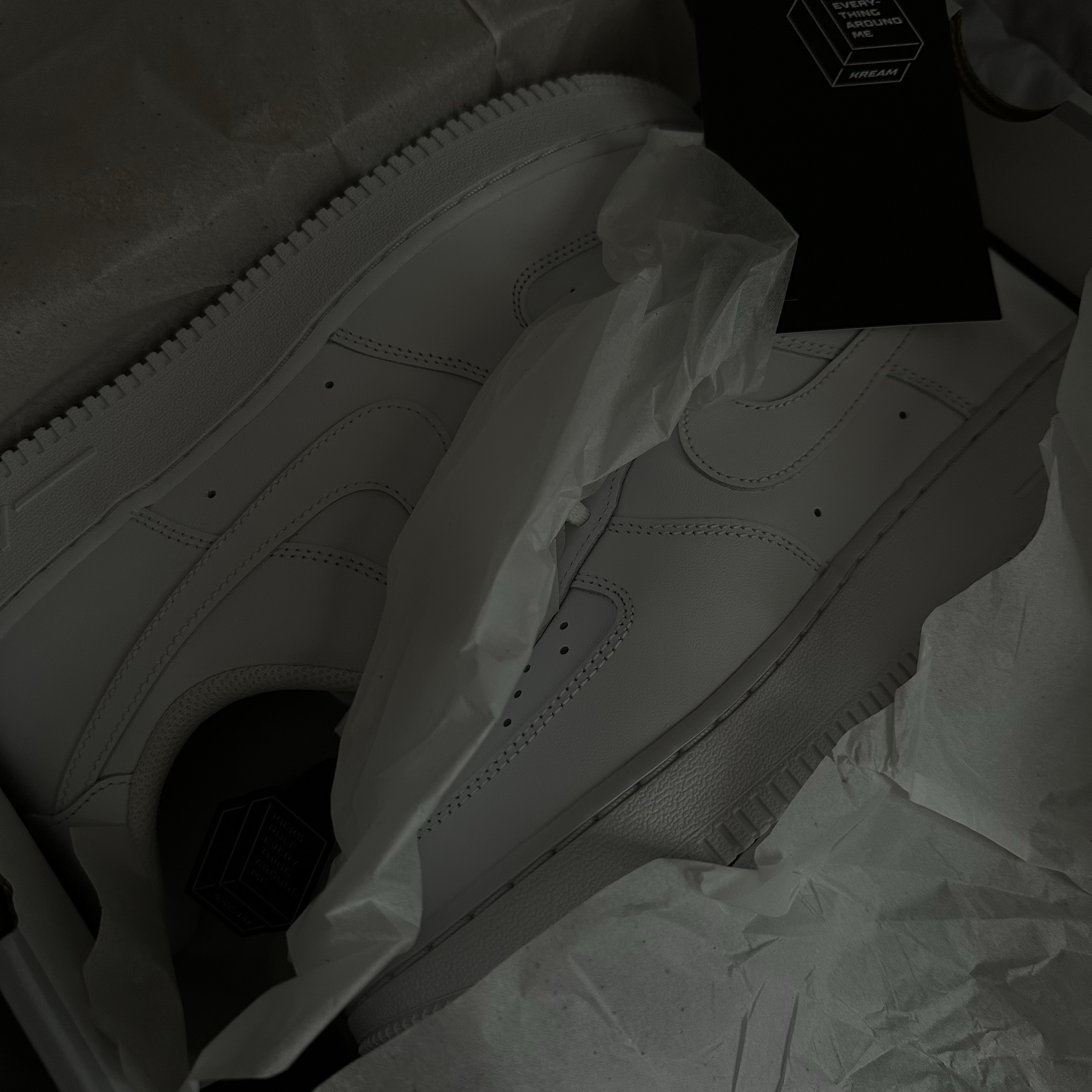 Nike Air Force 1 '07 Low White 착용 스타일 - 1