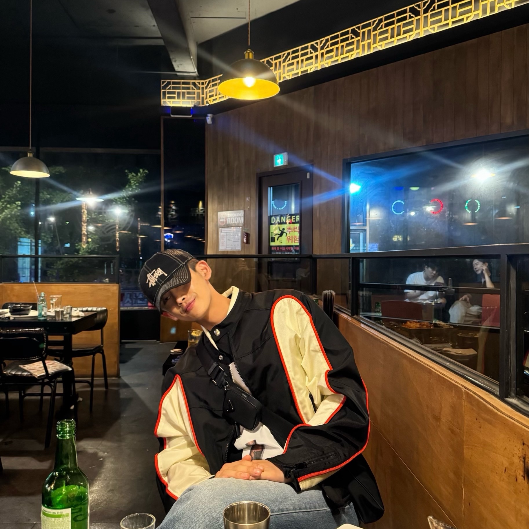 Stussy New Era 9twenty Basic Trucker Black, Diesel J-Blink Biker Jacket in Colour-Block Nylon Black White 착용 스타일 - 1