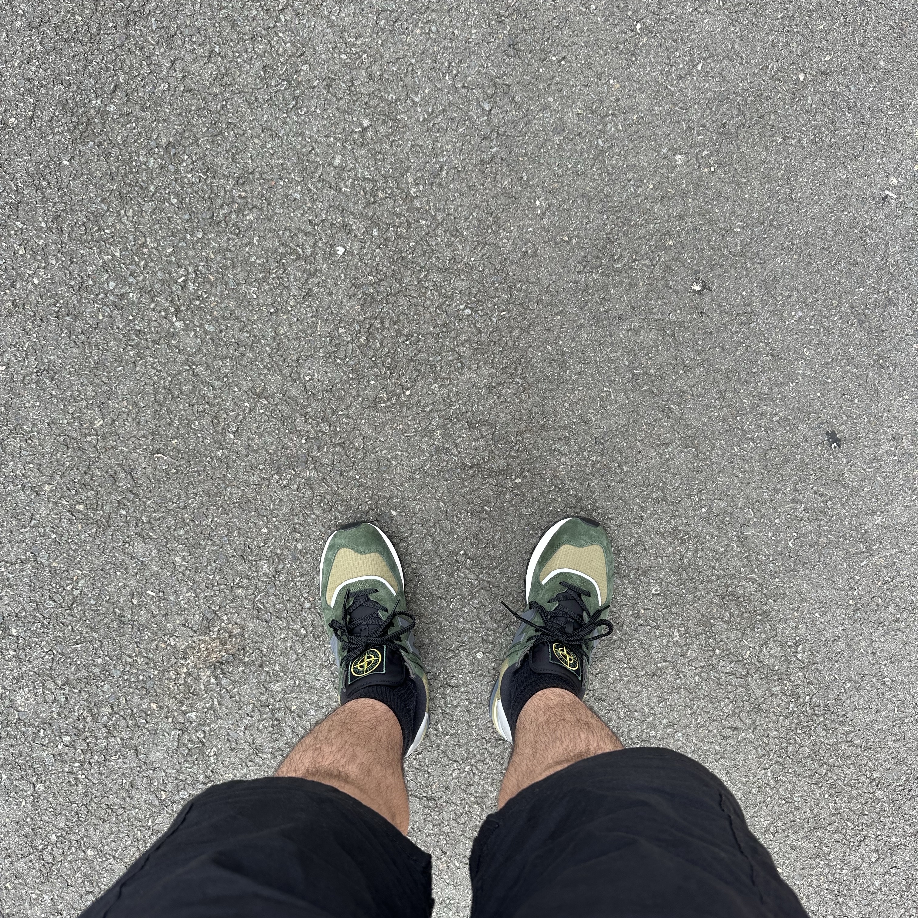 New Balance x Stone Island 574 Legacy Dark Green 착용 스타일 - 2