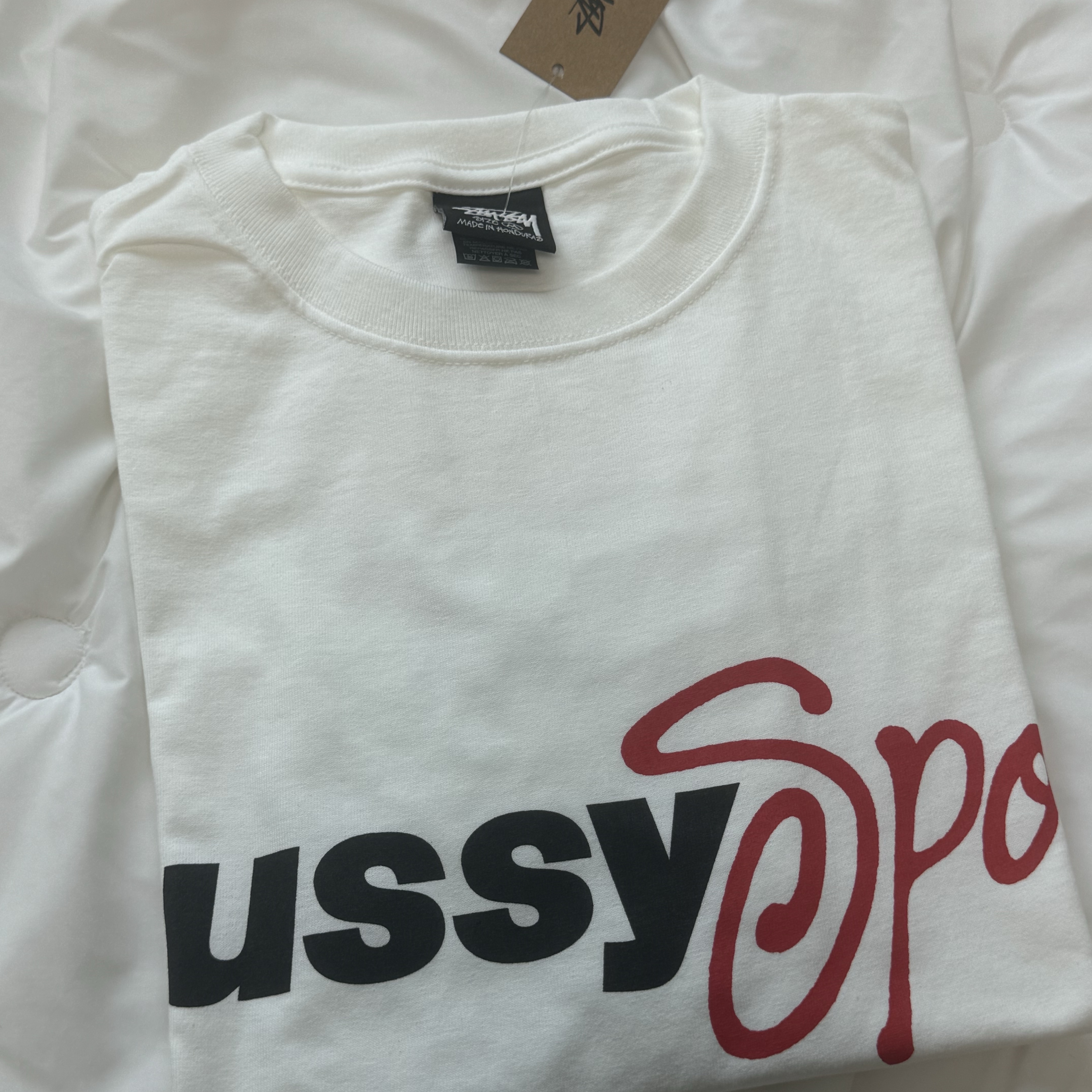 Stussy Sport Script T-Shirt White 착용 스타일 - 1
