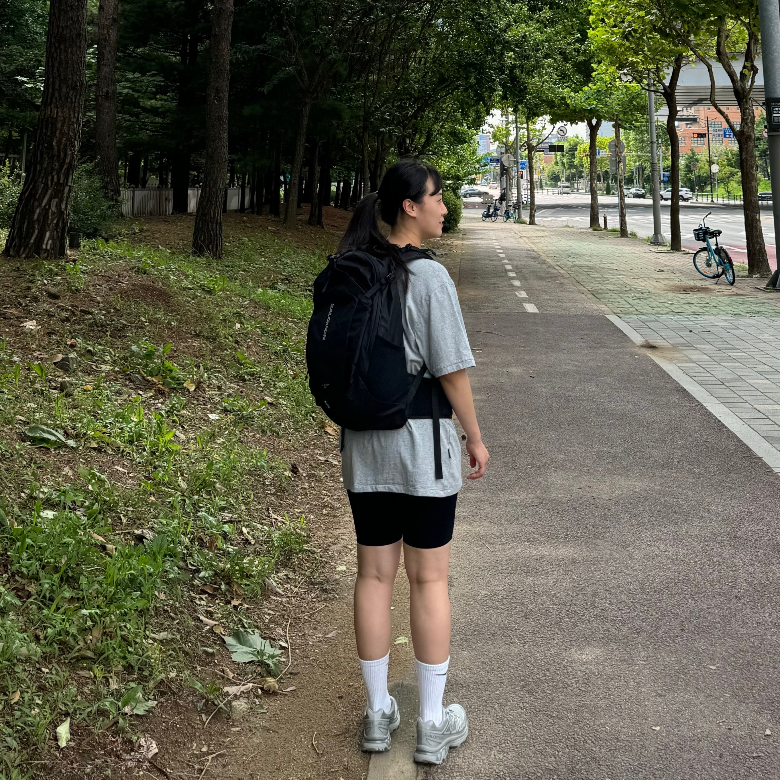 Salomon Trailblazer 30 Black 착용 스타일 - 3
