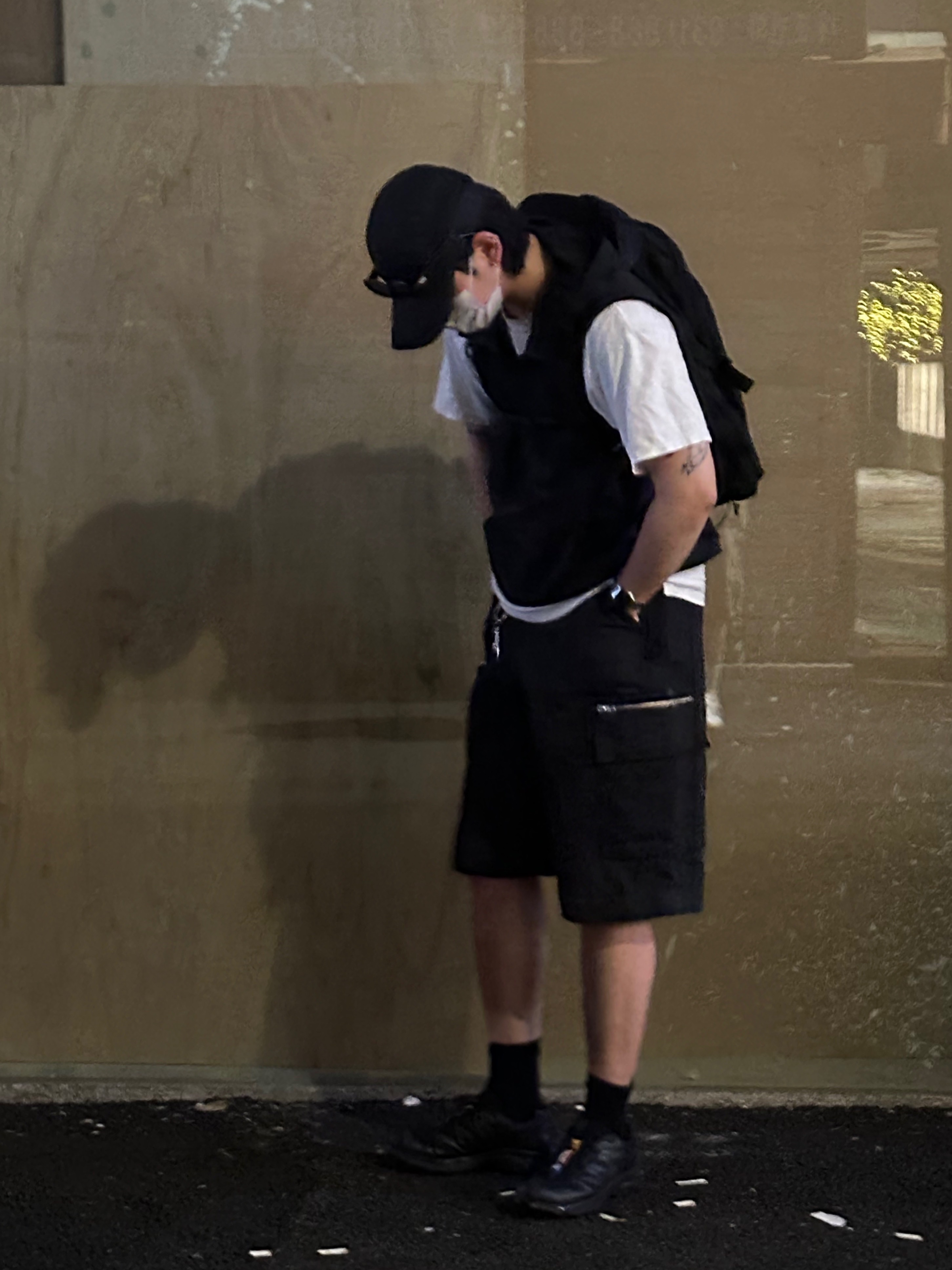Gentle Monster La Mode 01 Black, Salomon XT-6 ADV Black 착용 스타일 - 2