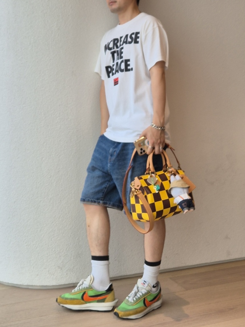 Nike x Sacai LDWaffle Green Multi, Nike x Stussy Increase The Peace T-Shirt - Asia 착용 스타일 - 1