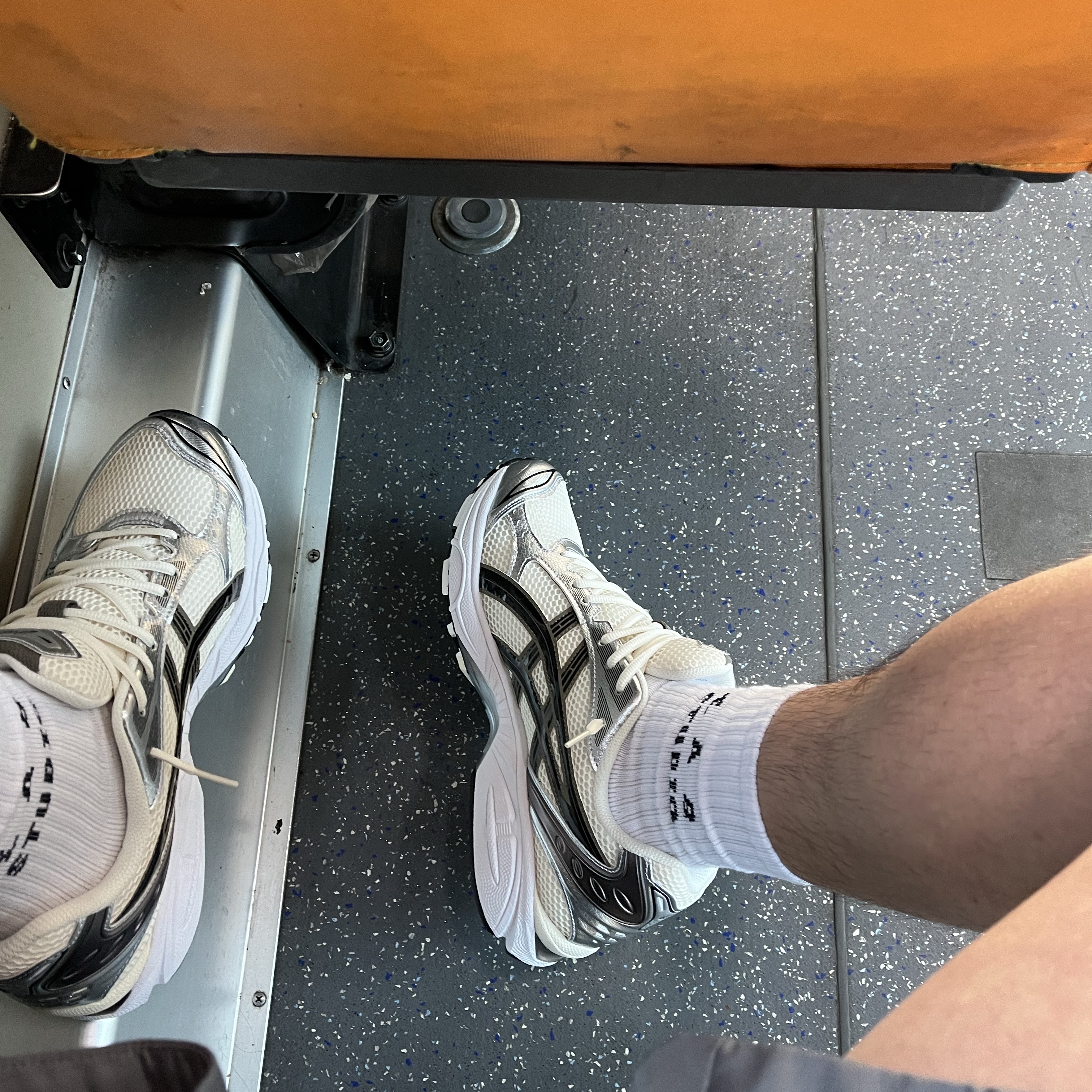 Asics Gel-Kayano 14 Cream Black, IAB Studio Socks White (5 Pack) 착용 스타일