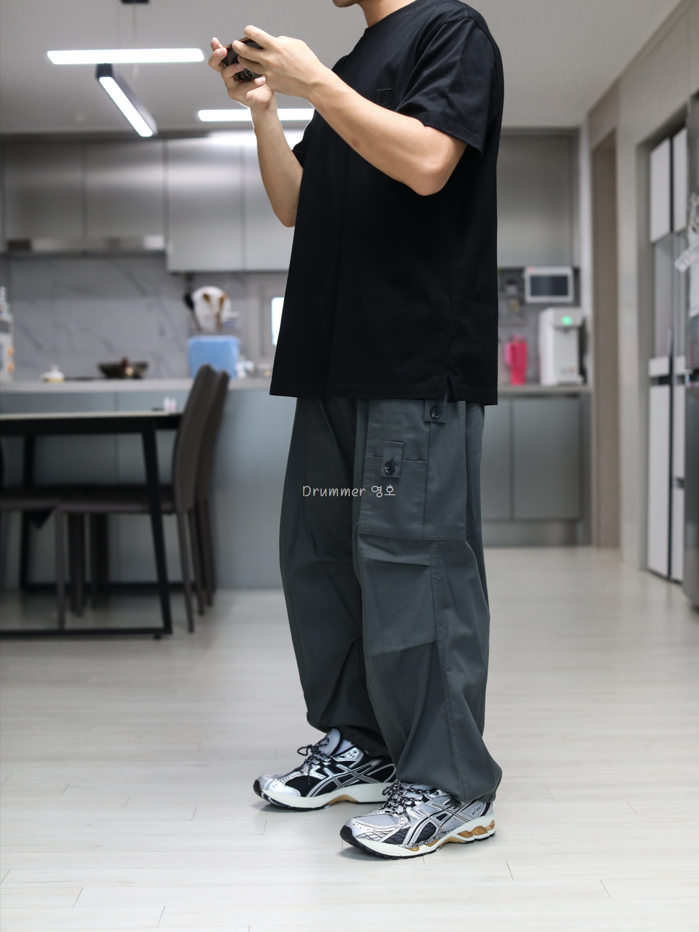 Asics Gel-Nimbus 10.1 Piedmont Grey Pure Silver 착용 스타일