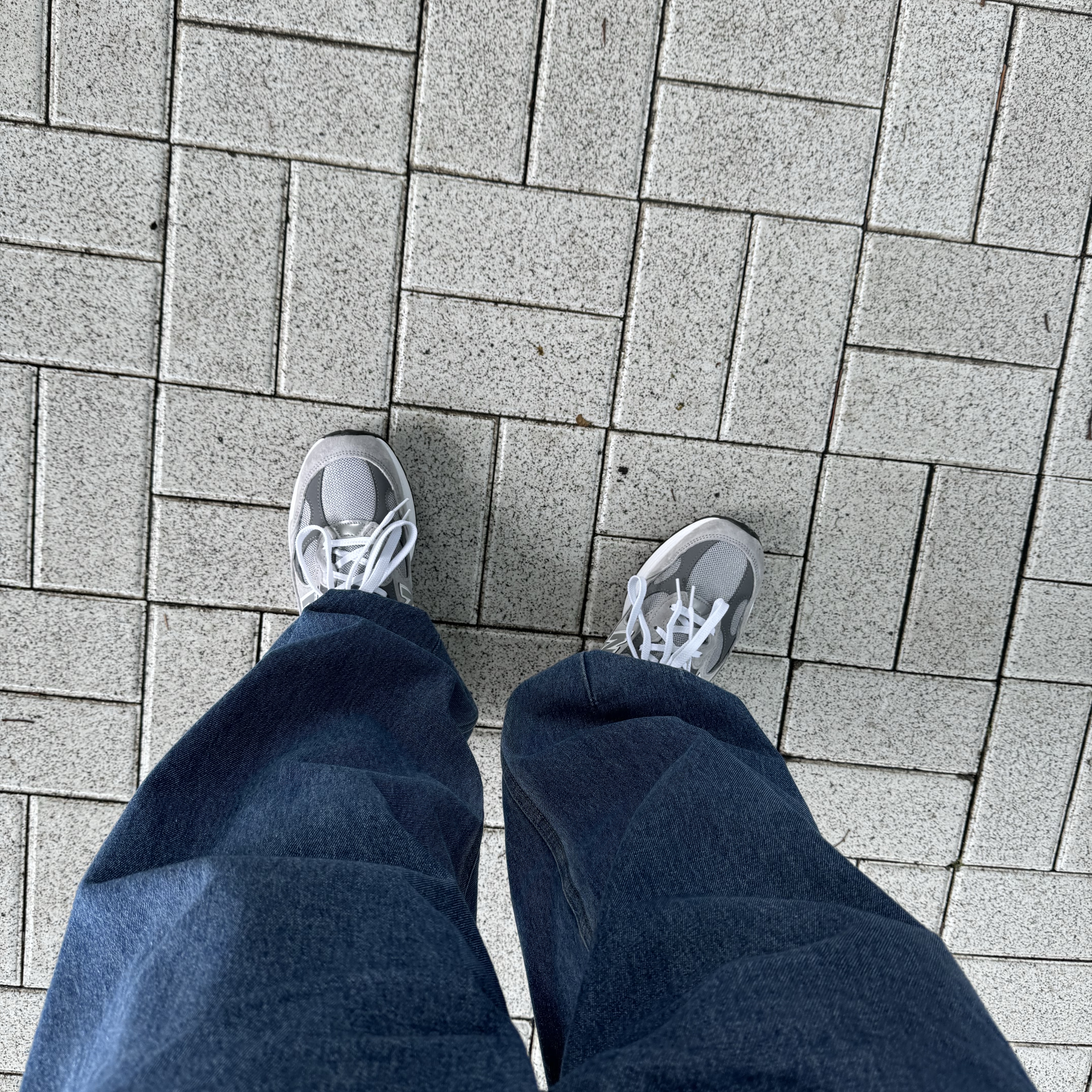 New Balance 992 Made in USA Grey - D Standard 착용 스타일