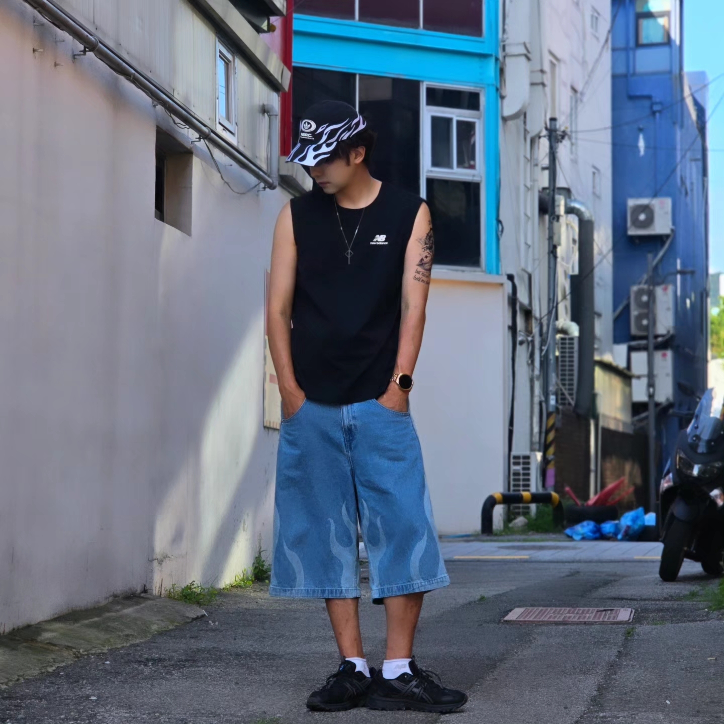 Adidas Flames Denim Shorts Blue - KR Sizing, Adidas Flames Denim Shorts Blue - US Sizing 착용 스타일 - 5